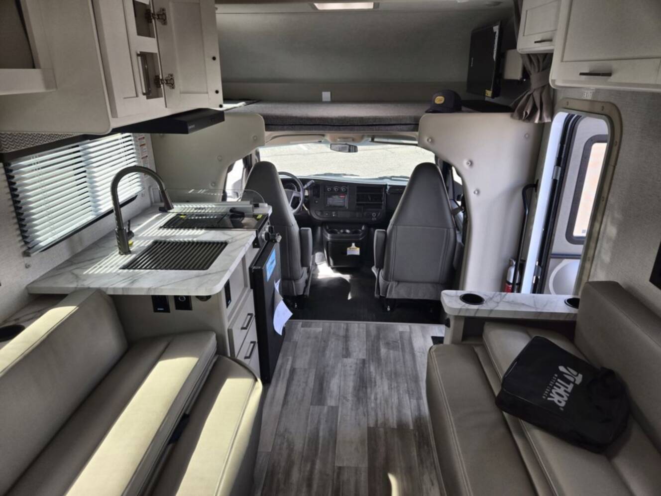 A photo of this 2026 Thor Motor Coach Geneva 19VX Chevy