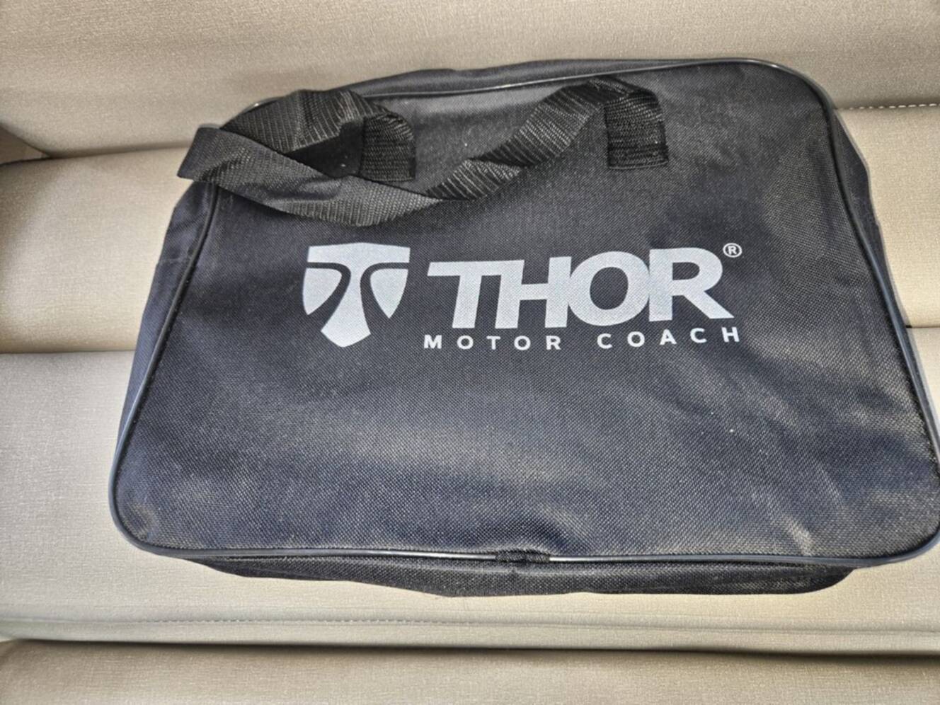 A photo of this 2026 Thor Motor Coach Geneva 19VX Chevy