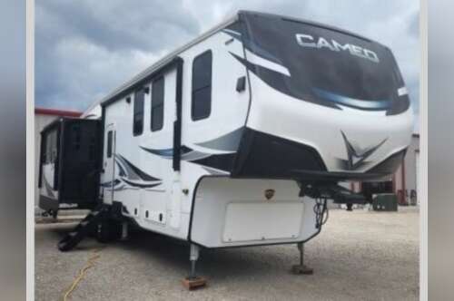 2022 Crossroads CAMEO 3891MK in early TX