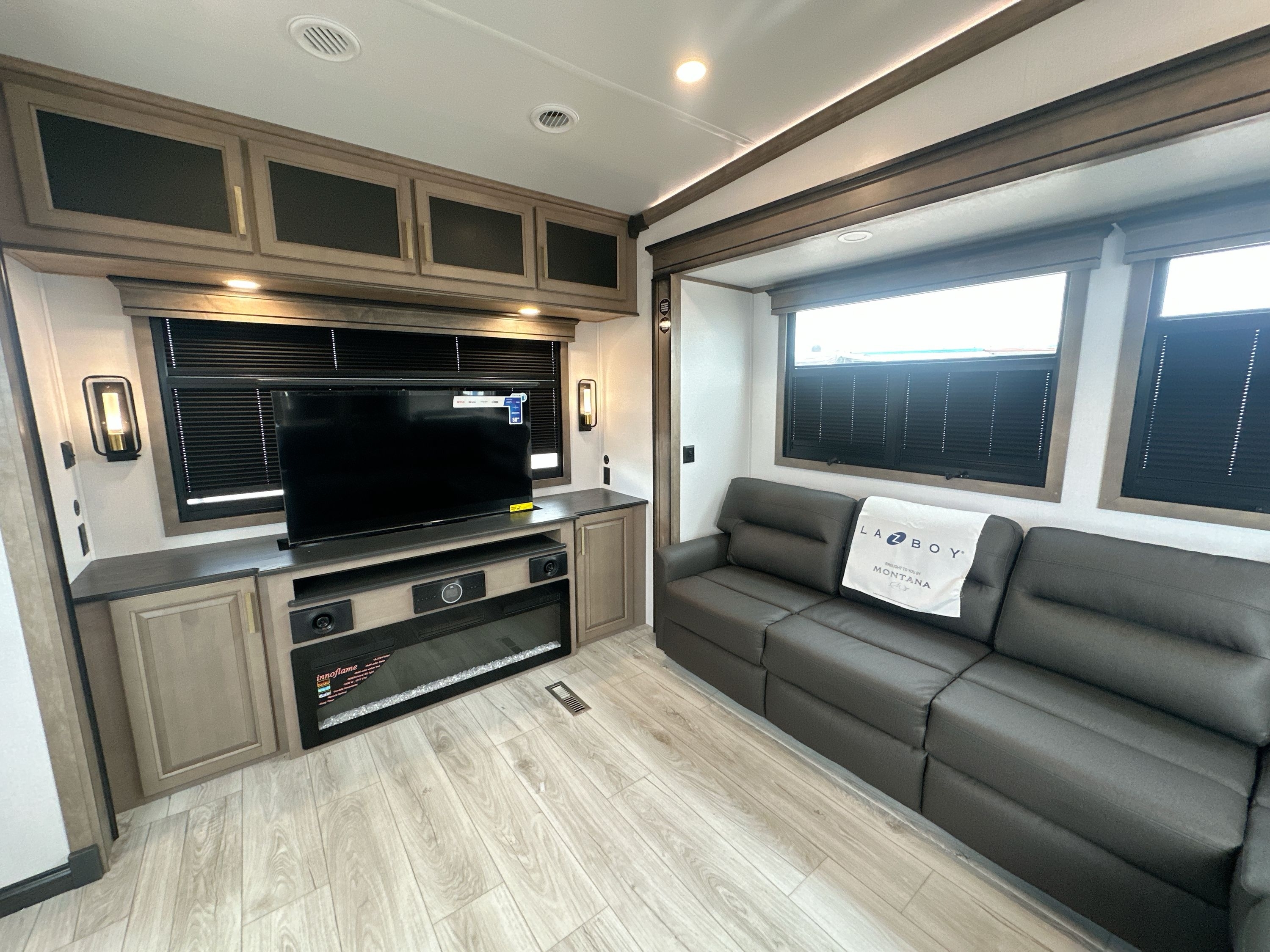 2025 Keystone MONTANA 3532SP in sioux falls SD