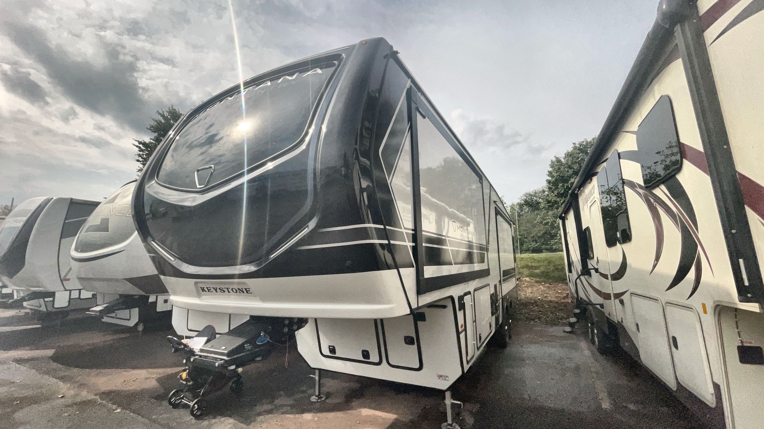 2026 Keystone MONTANA HIGH COUNTRY 295RL in manassas VA
