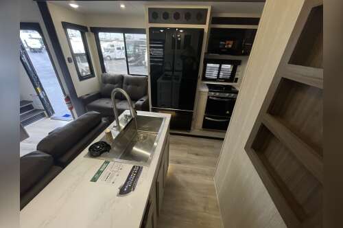 2026 Forest River ROGUE ARMORED 391T145 in pinellas park FL