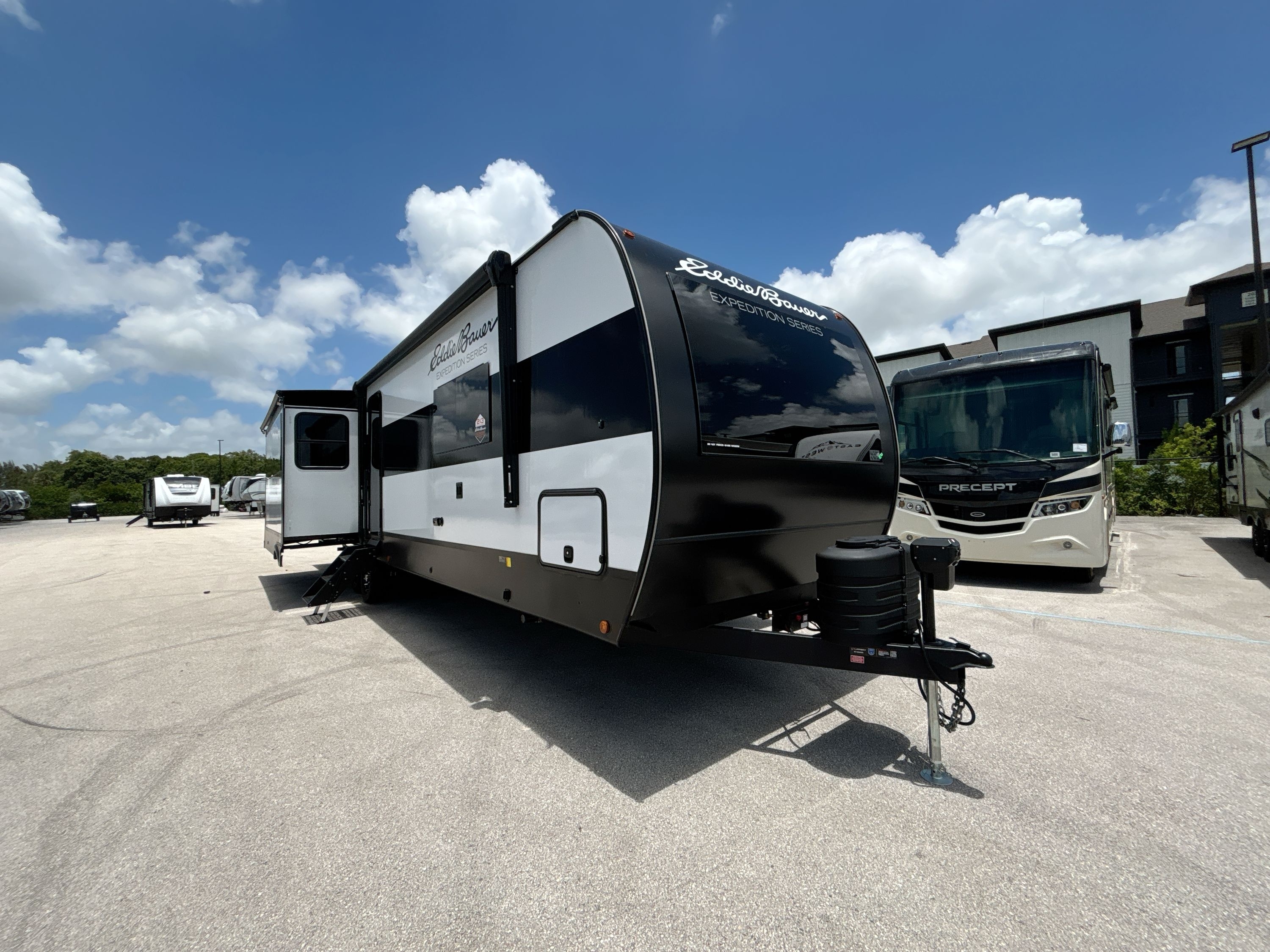 2026 Dutchmen EDDIE BAUER EXPEDITION 345RL in fort pierce FL