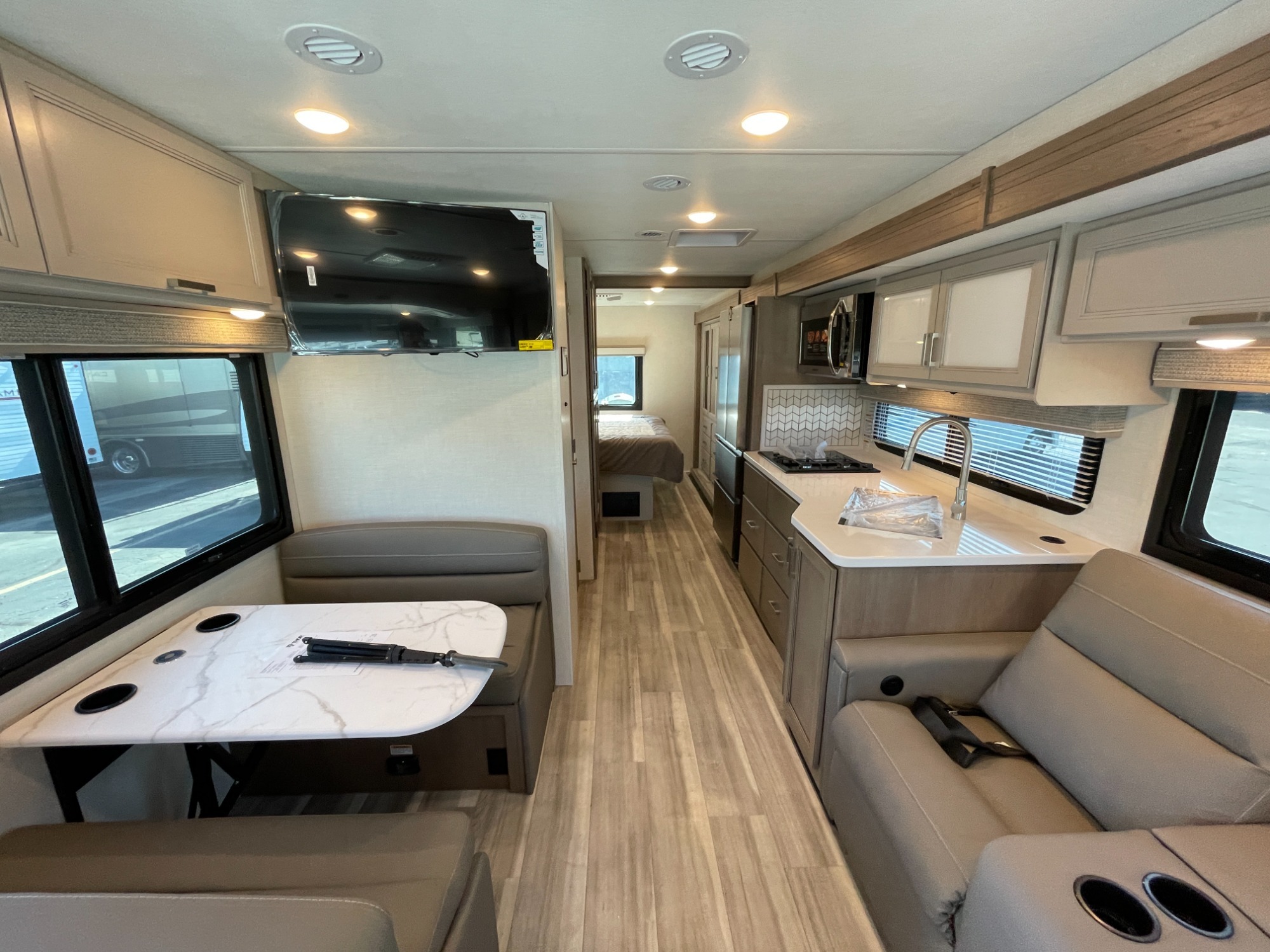 2027 Thor LUMINATE MM30 in greenwood IN