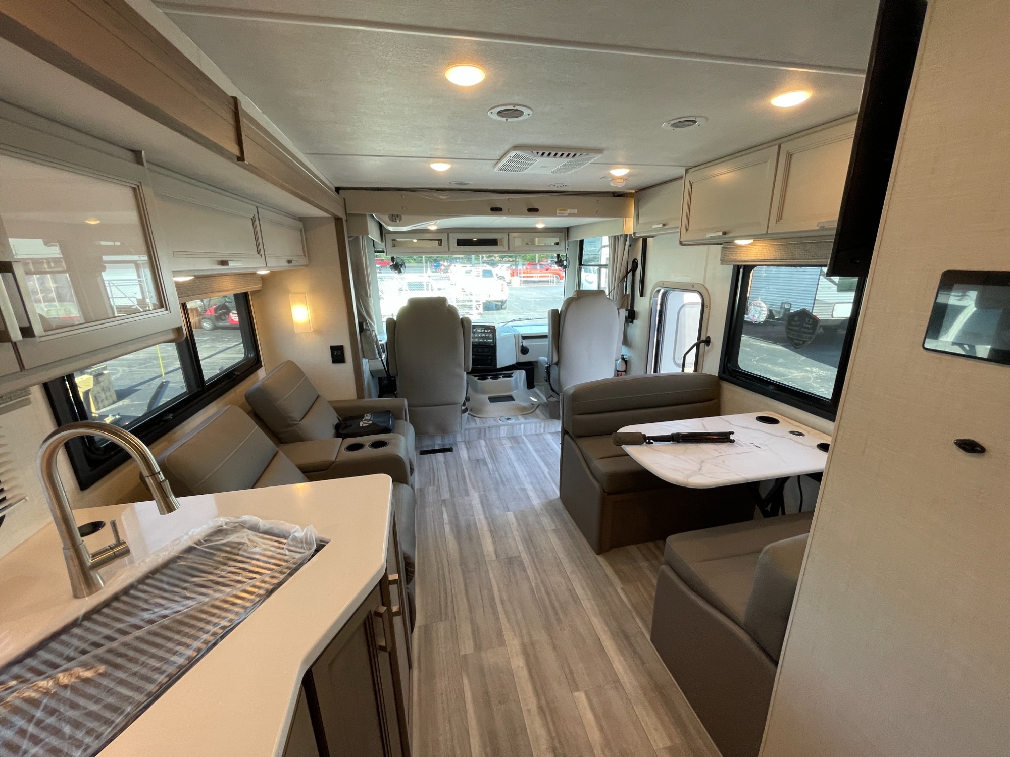 2027 Thor LUMINATE MM30 in greenwood IN