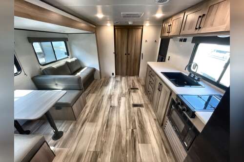 2027 Keystone COLEMAN 25B in berkley MA