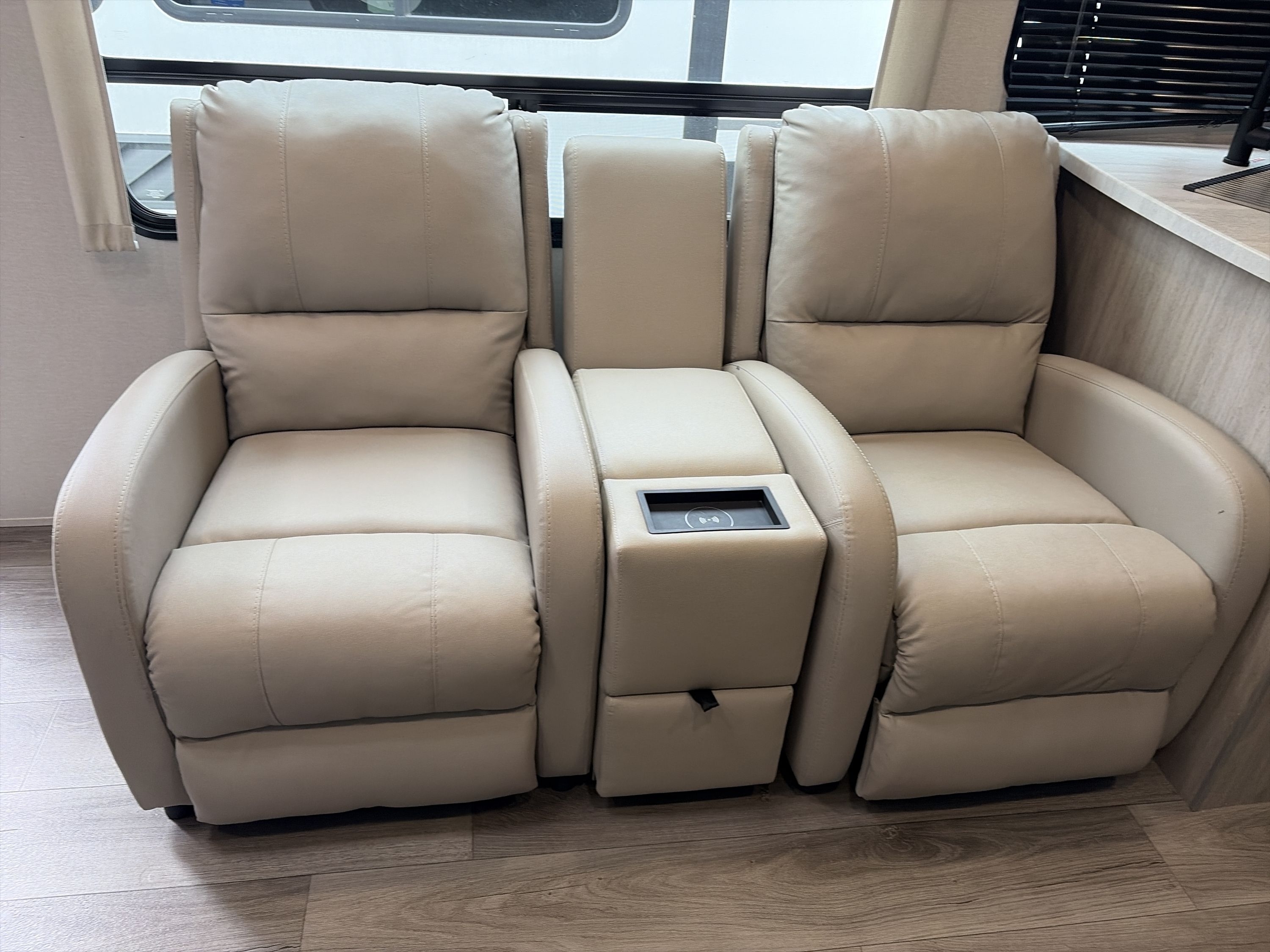 2024 Coachmen CATALINA LEGACY 303RKDS in fort worth TX