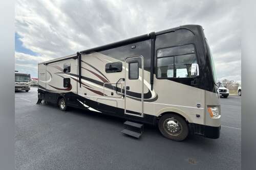 2017 Coachmen MIRADA 35BH in roscoe IL