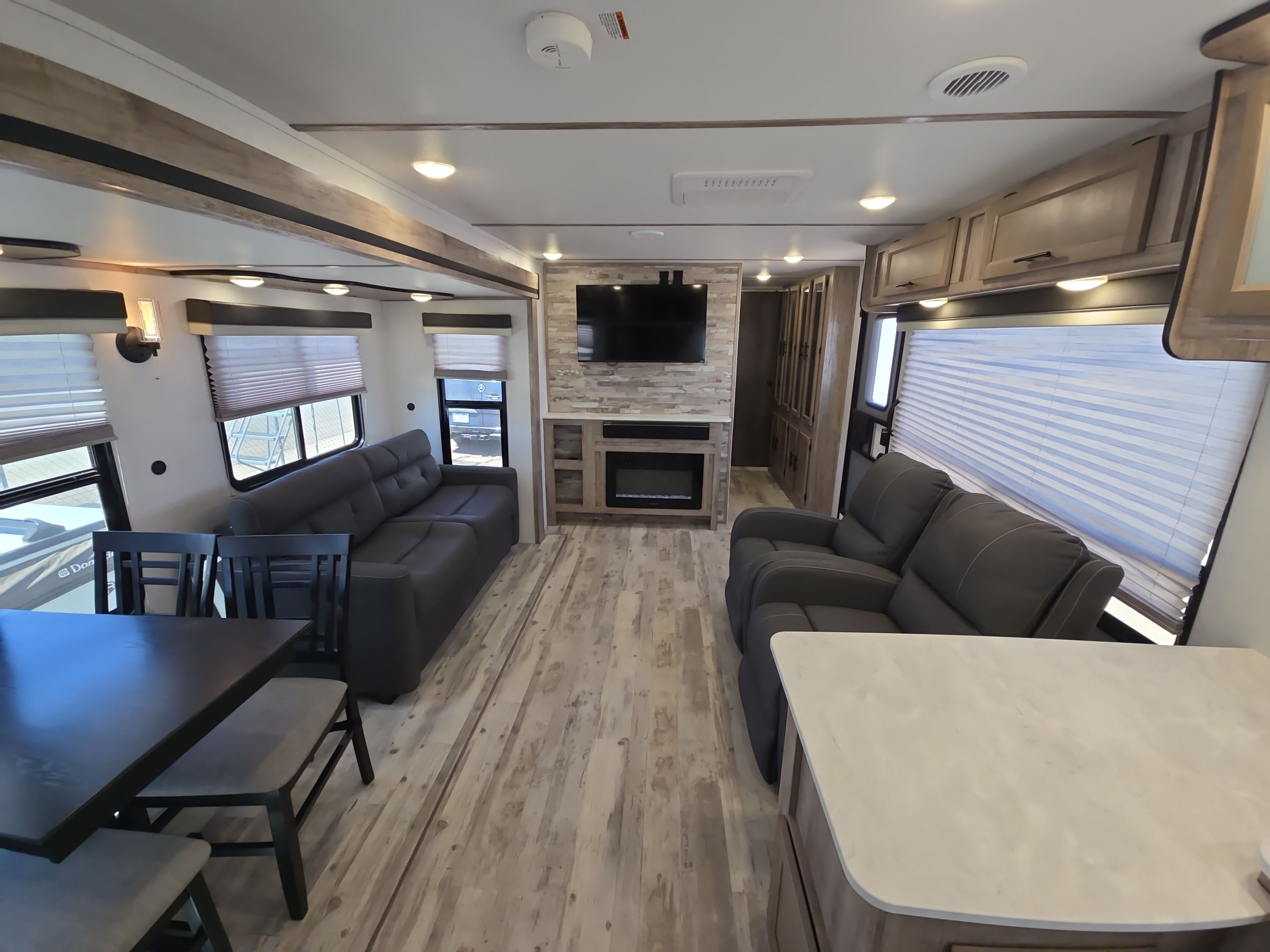 2024 Gulf Stream` KINGSPORT SUPREME 295SBW in lubbock TX