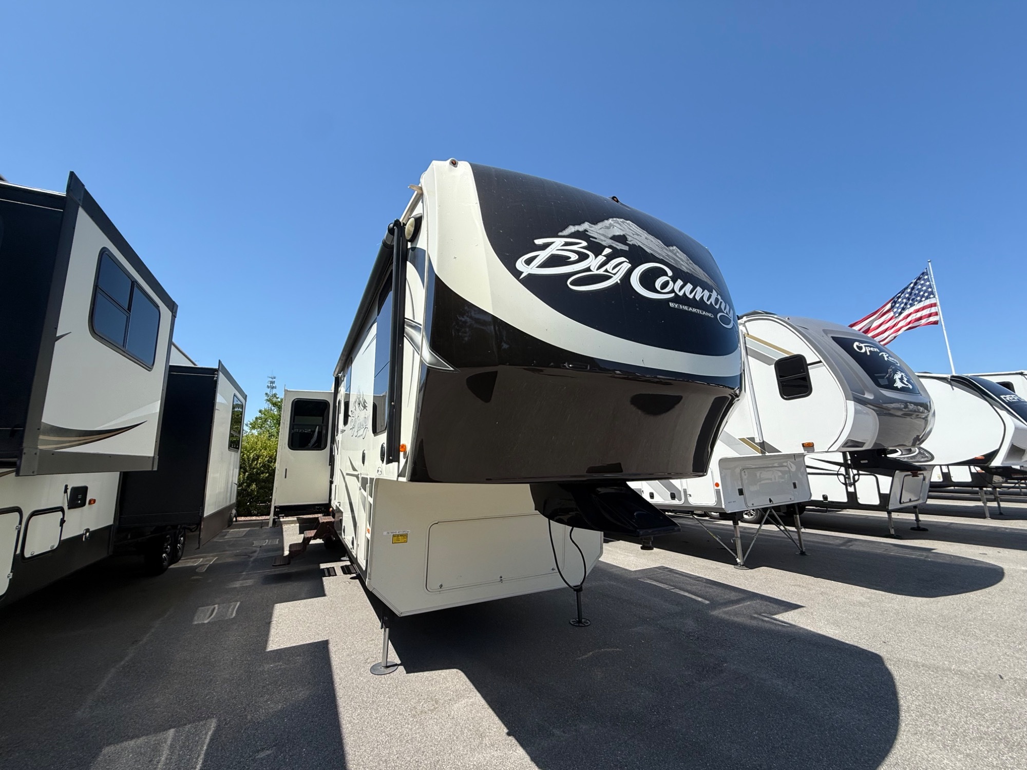 2016 Heartland BIG COUNTRY 4010RD in myrtle beach SC