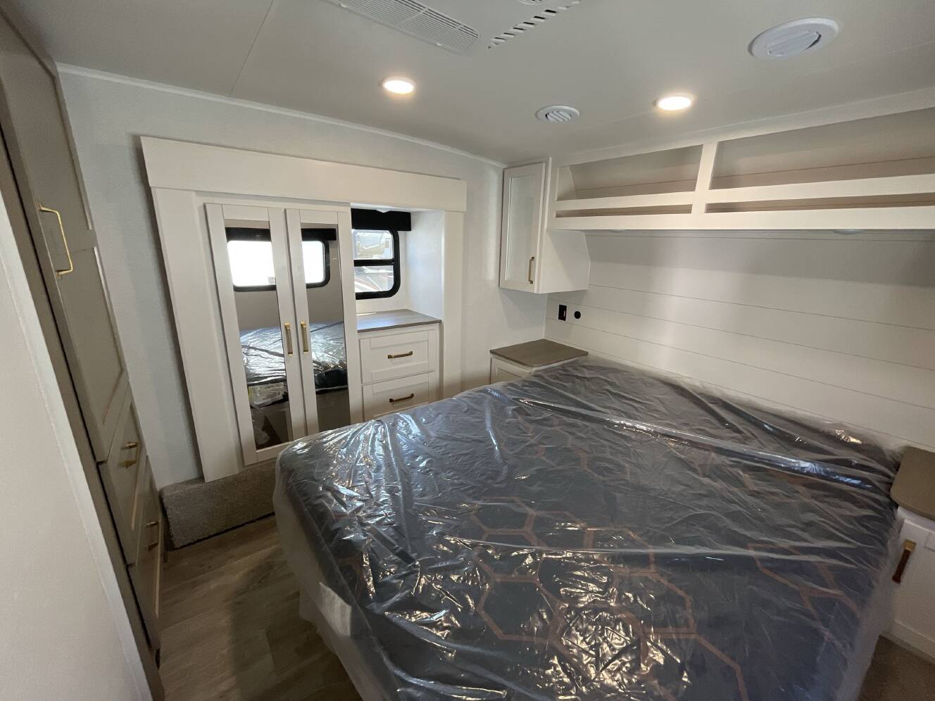 A photo of this 2027 Jayco EAGLE SLE 24MLE