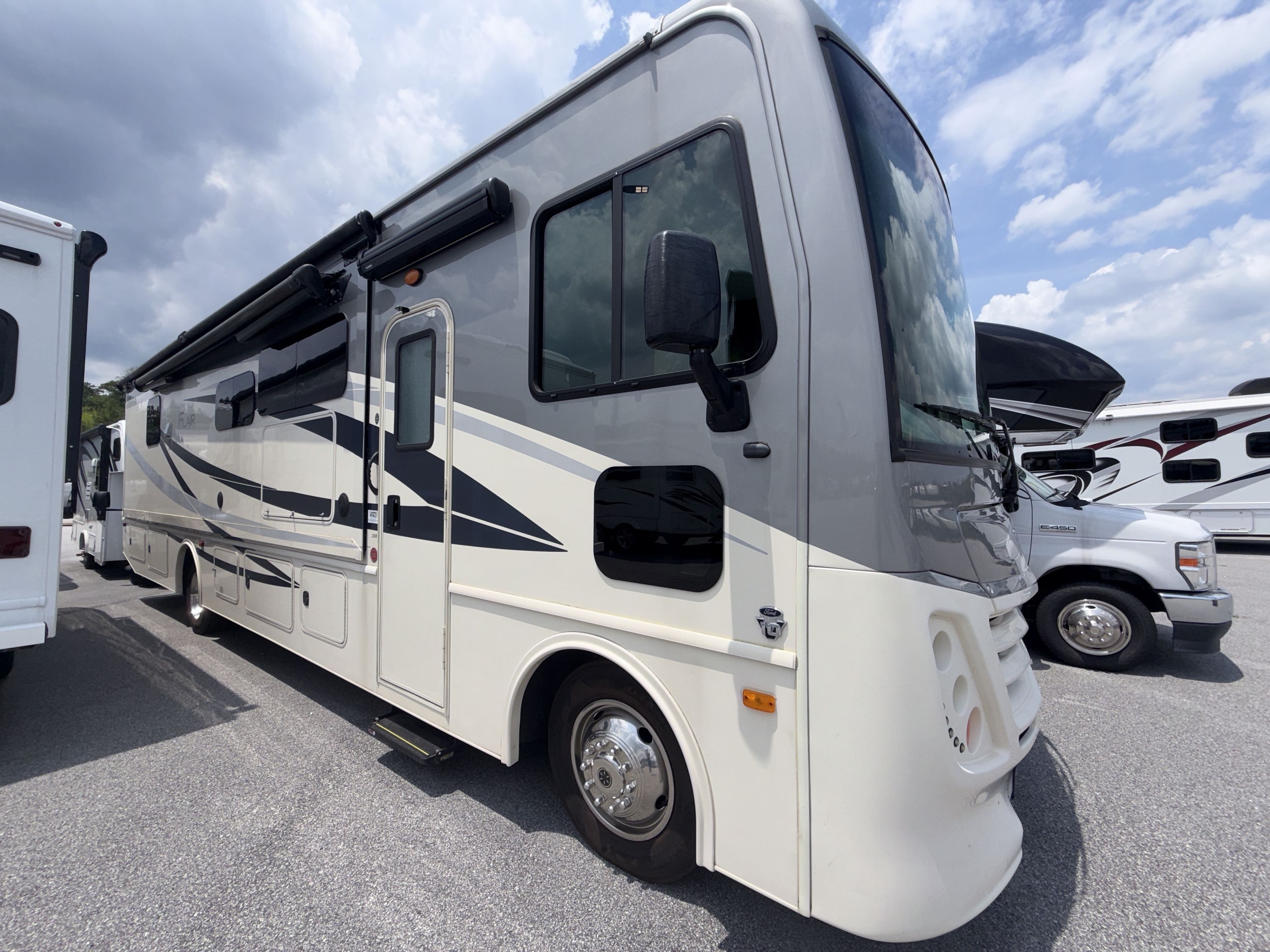 2019 Fleetwood FLAIR 35R in augusta GA