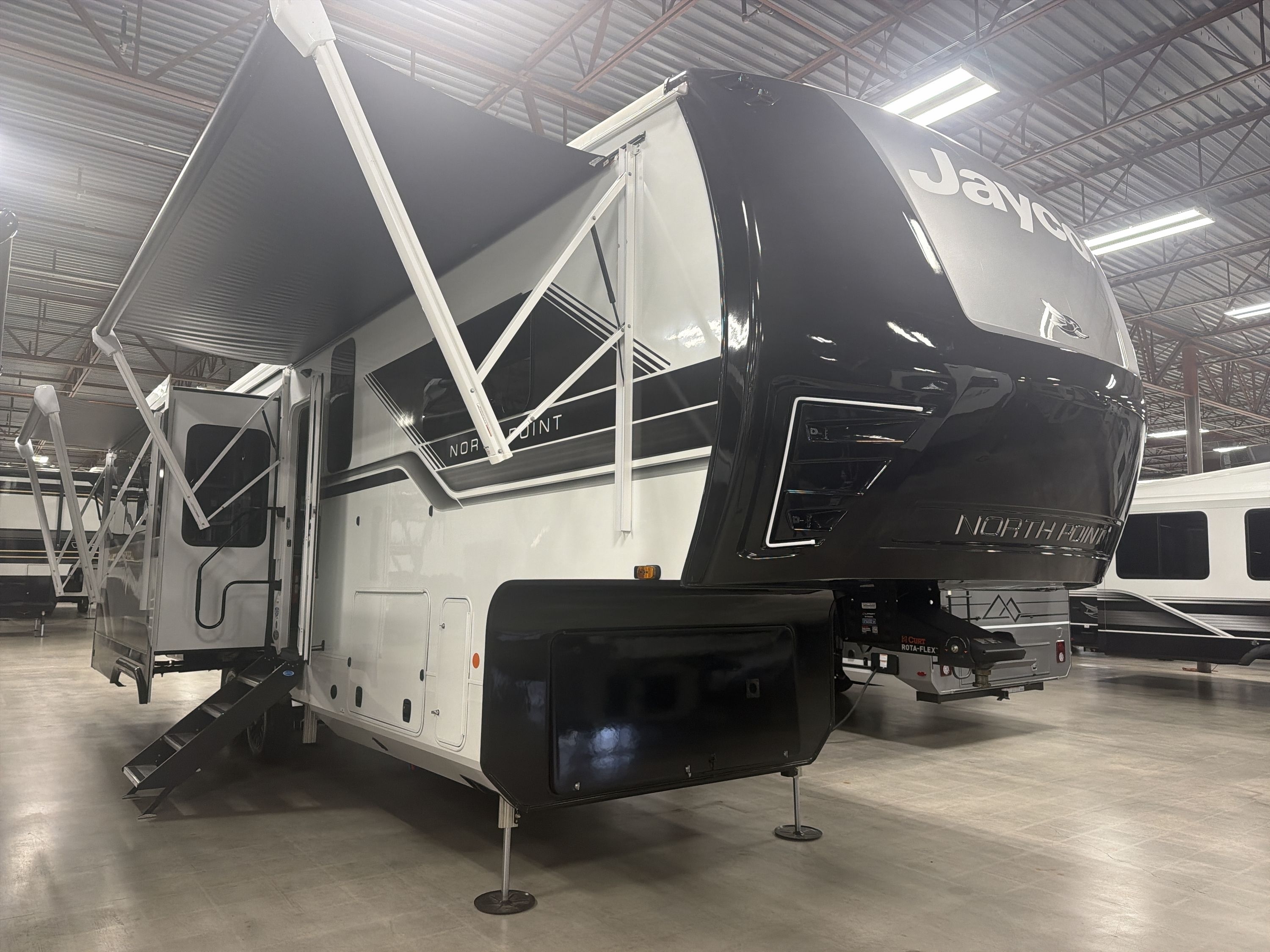 2027 Jayco NORTH POINT 310RLTS in colton CA