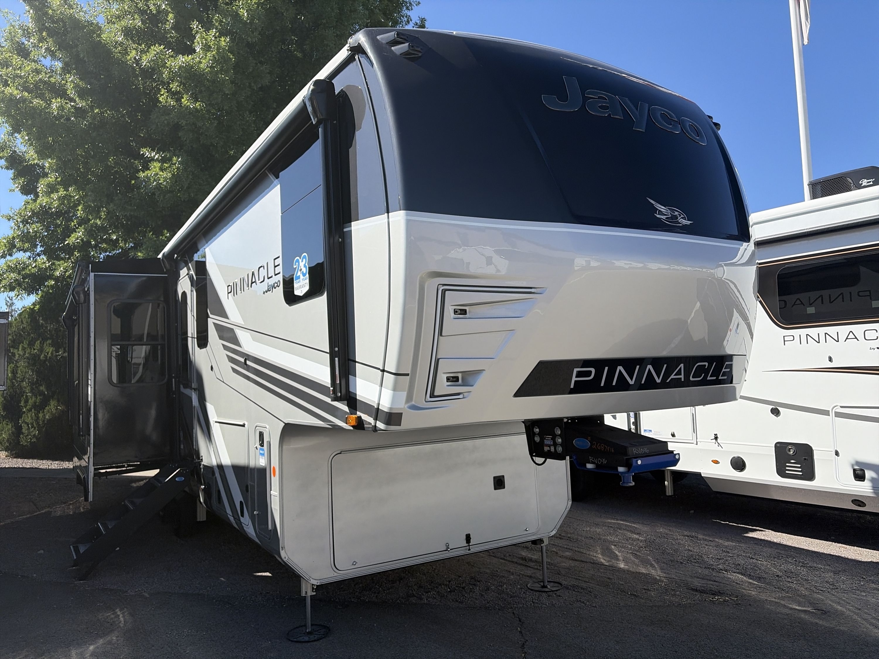2027 Jayco PINNACLE 32RLTS in reno NV