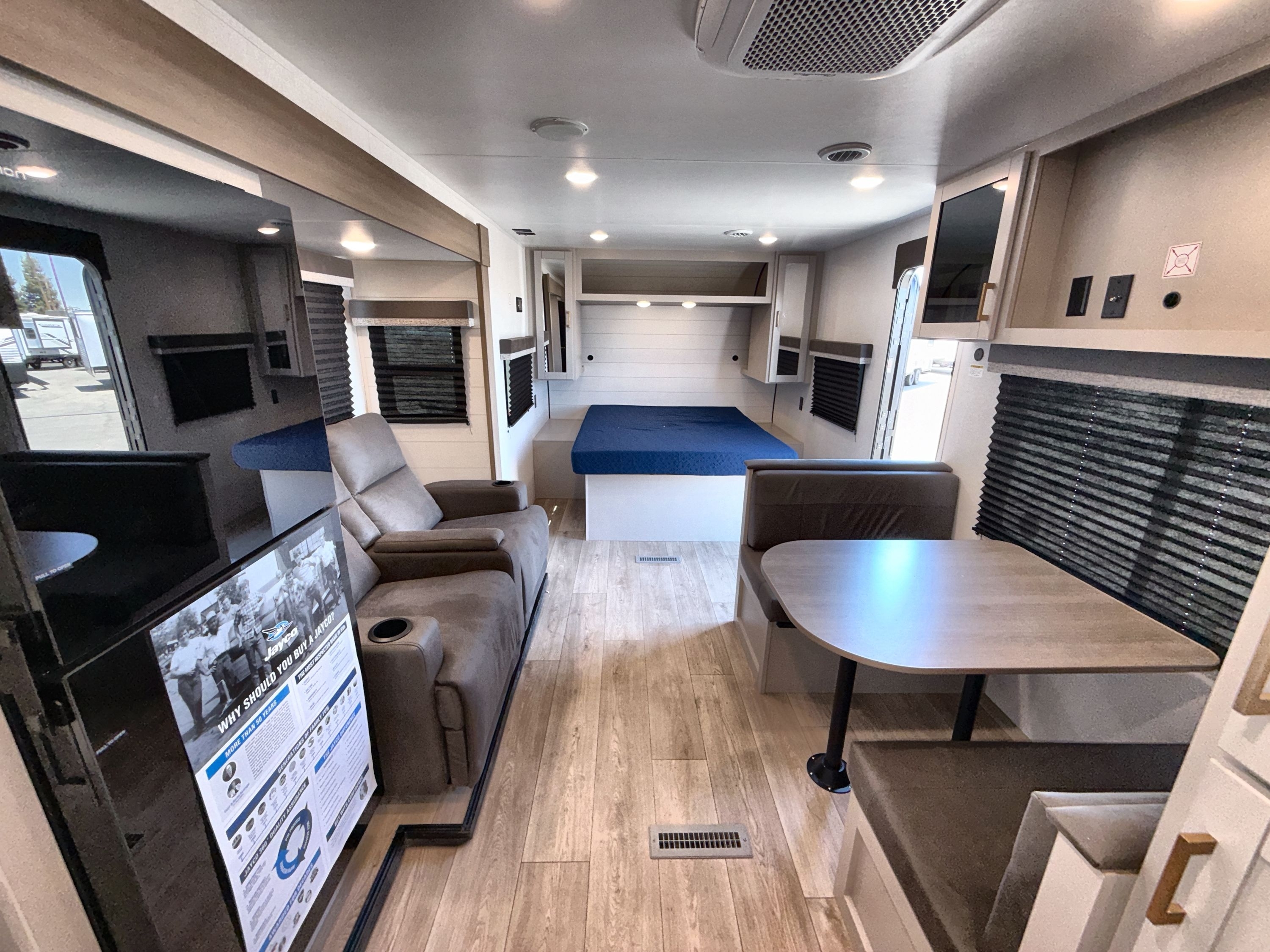 2027 Jayco JAY FLIGHT 225MLSW in bakersfield CA
