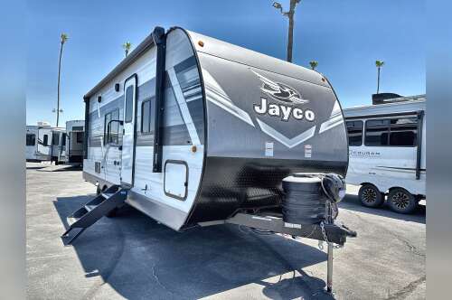 2027 Jayco JAY FLIGHT 225MLSW in bakersfield CA