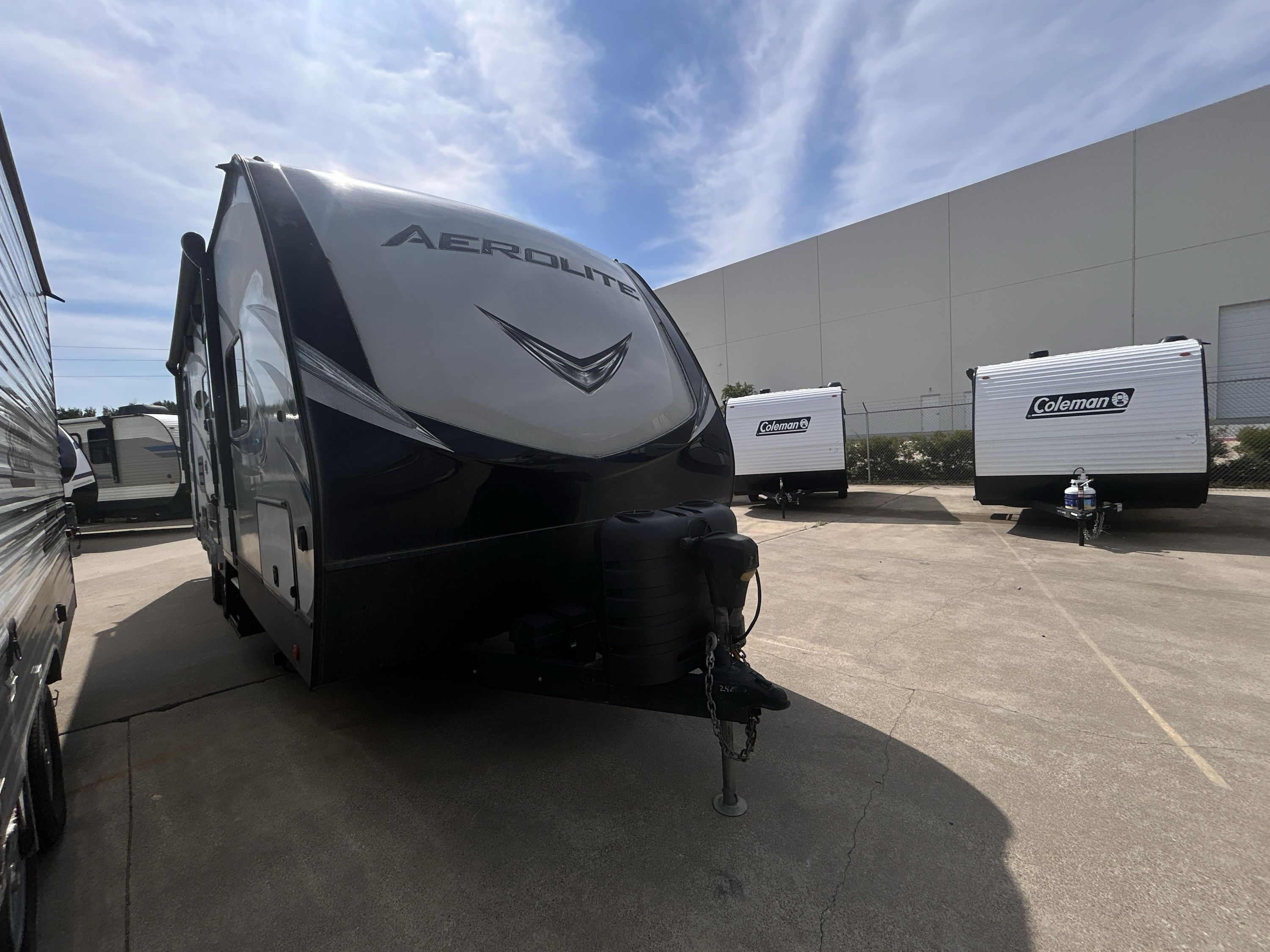 2019 Dutchmen AEROLITE 2423BH in lewisville TX
