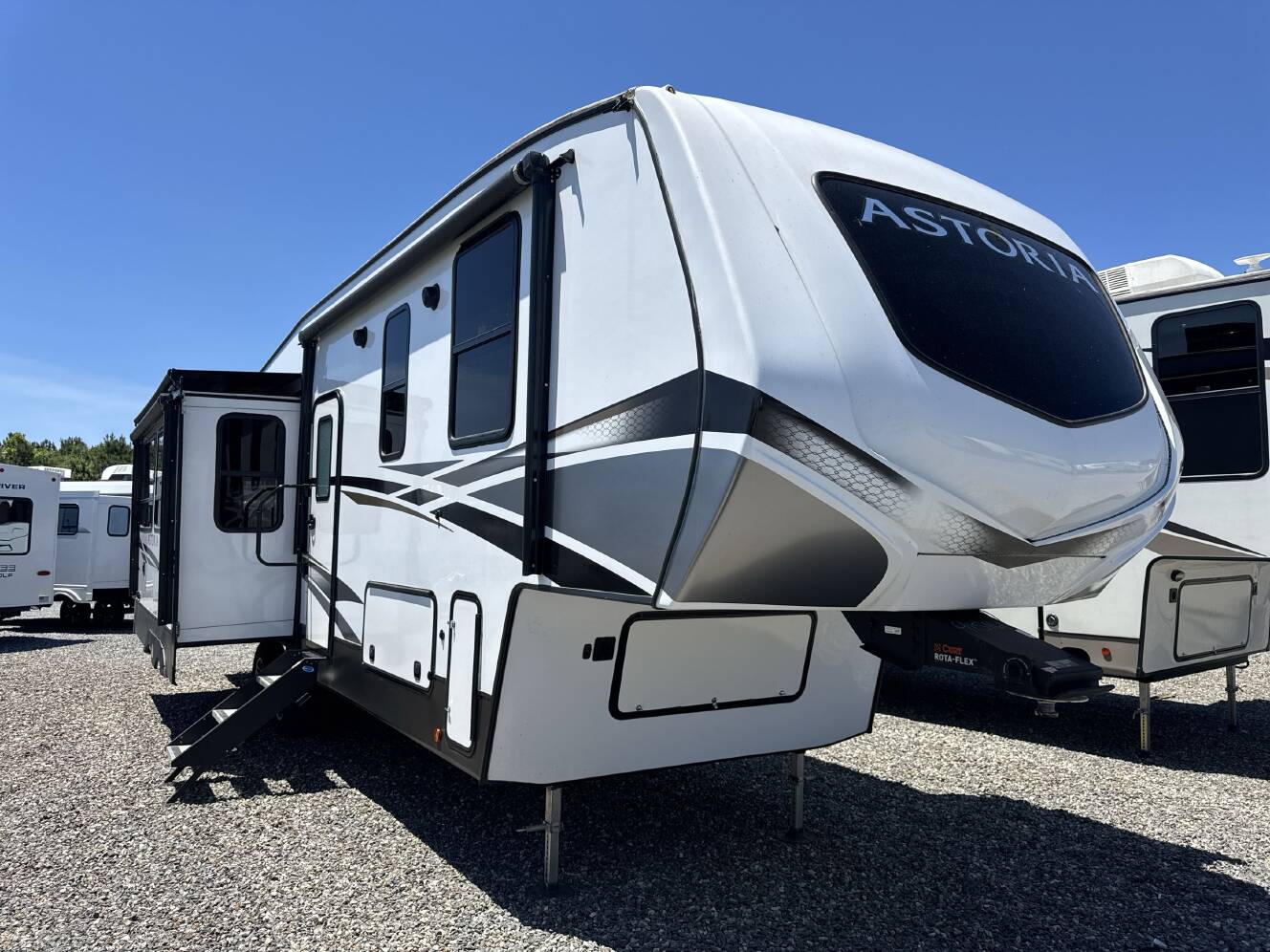 A photo of this 2023 Dutchmen ASTORIA 2993RLF