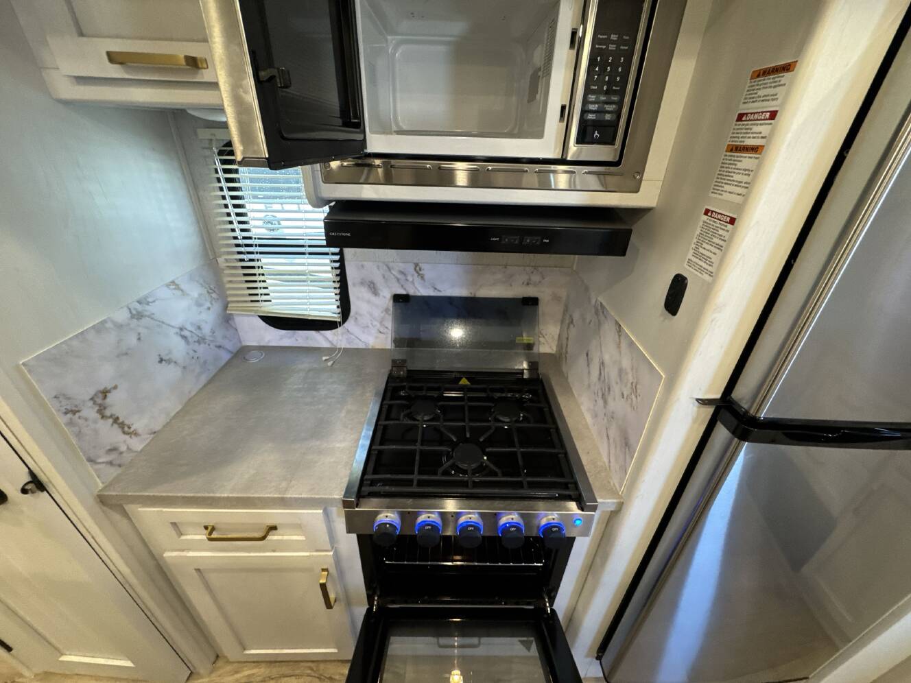 A photo of this 2023 Dutchmen ASTORIA 2993RLF