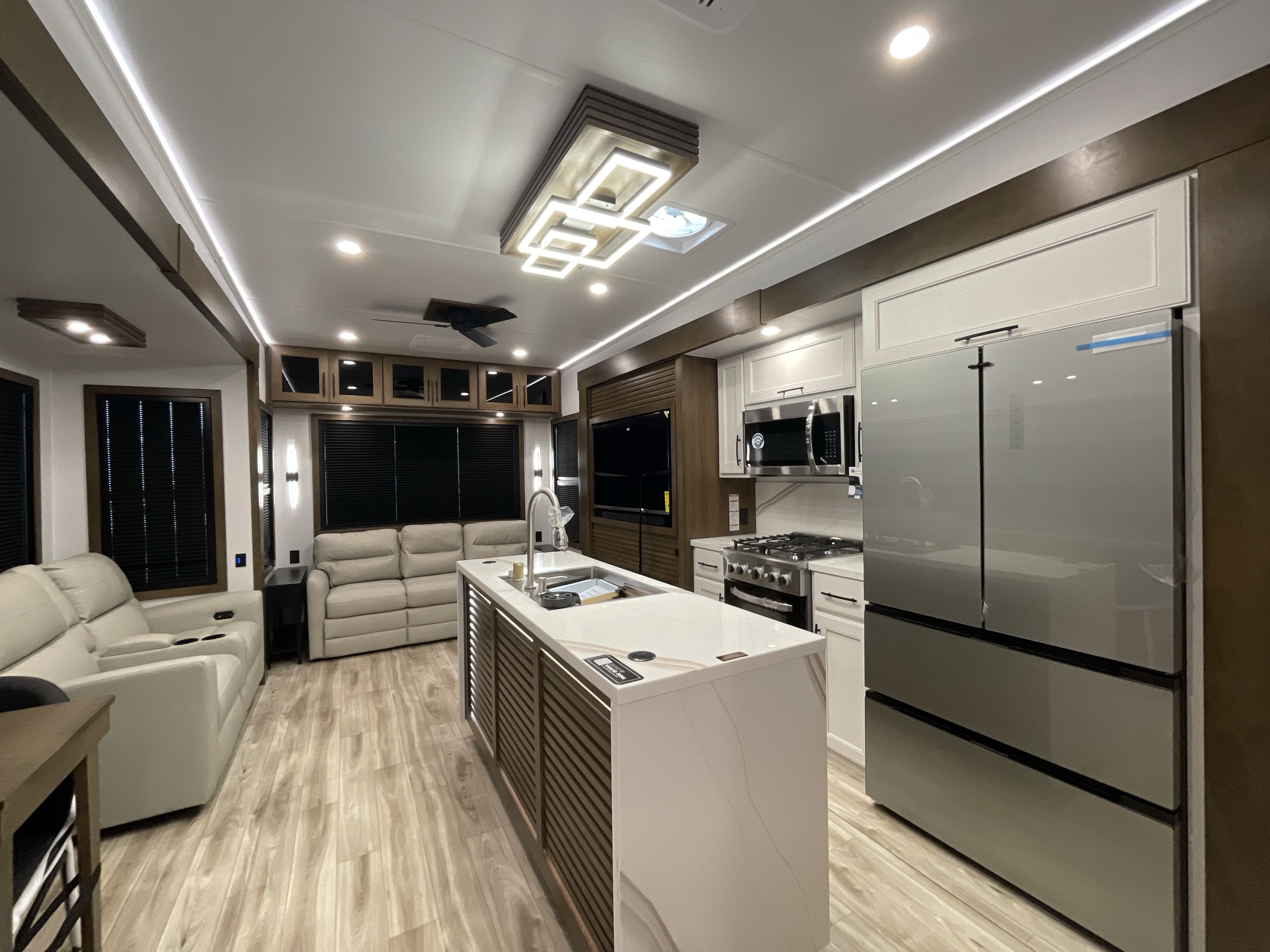 2027 Keystone MONTANA 3100RL in meridian ID