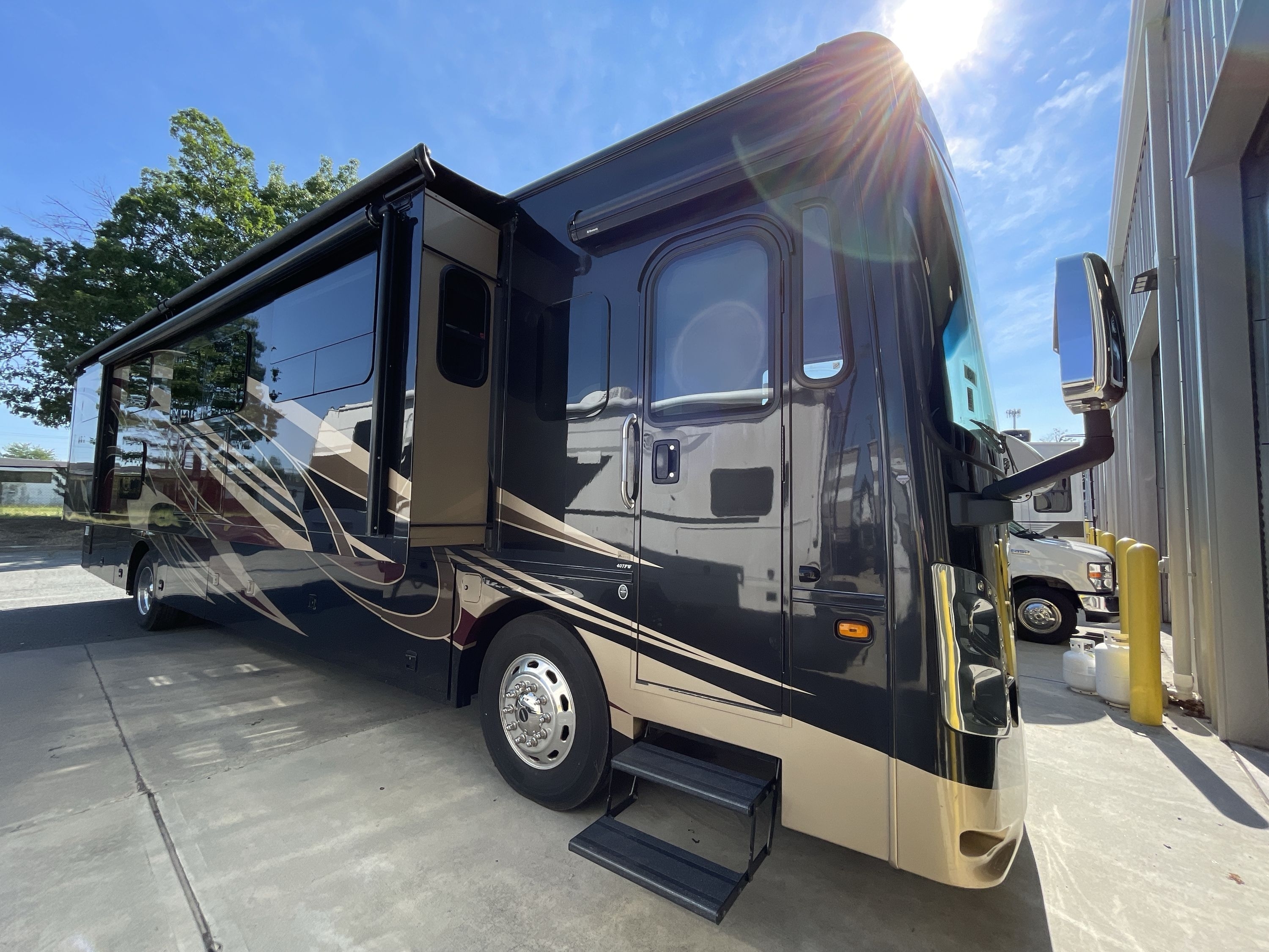2017 Coachmen CROSS COUNTRY 407FW in lakewood NJ