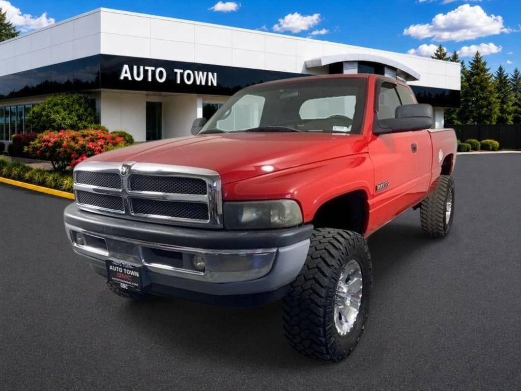 2000 DODGE RAM 2500 in Gladstone, OR