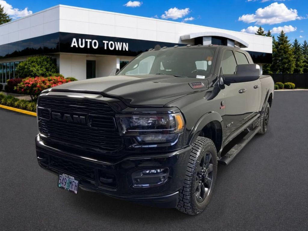 2021 RAM 3500 in Gladstone, OR