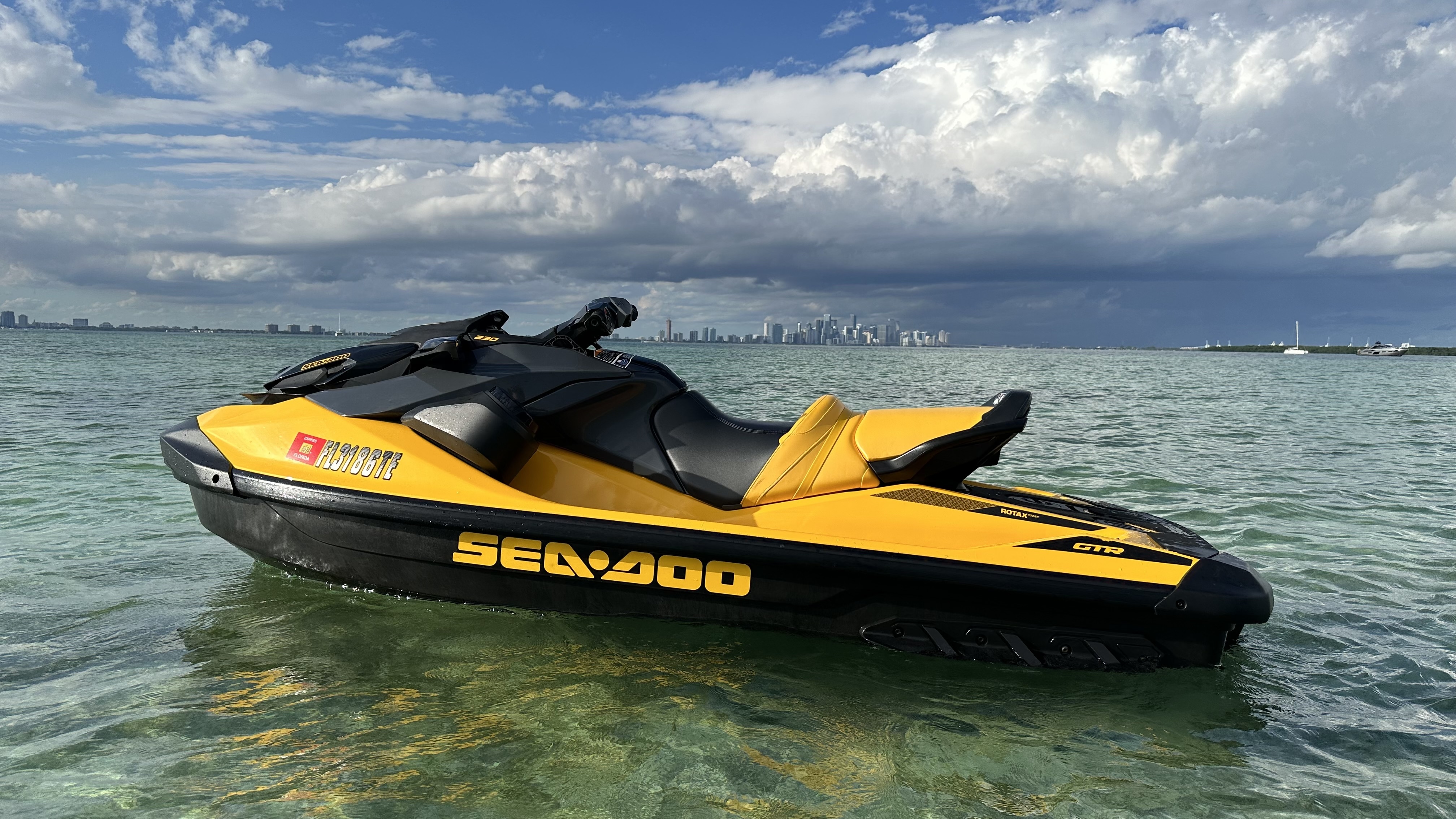 2022 Sea-Doo GTR 230 BRP PREMIUM AUDIO AND IBR 230 BRP PREMIUM AUDIO AND IBR in Miami Shores, FL