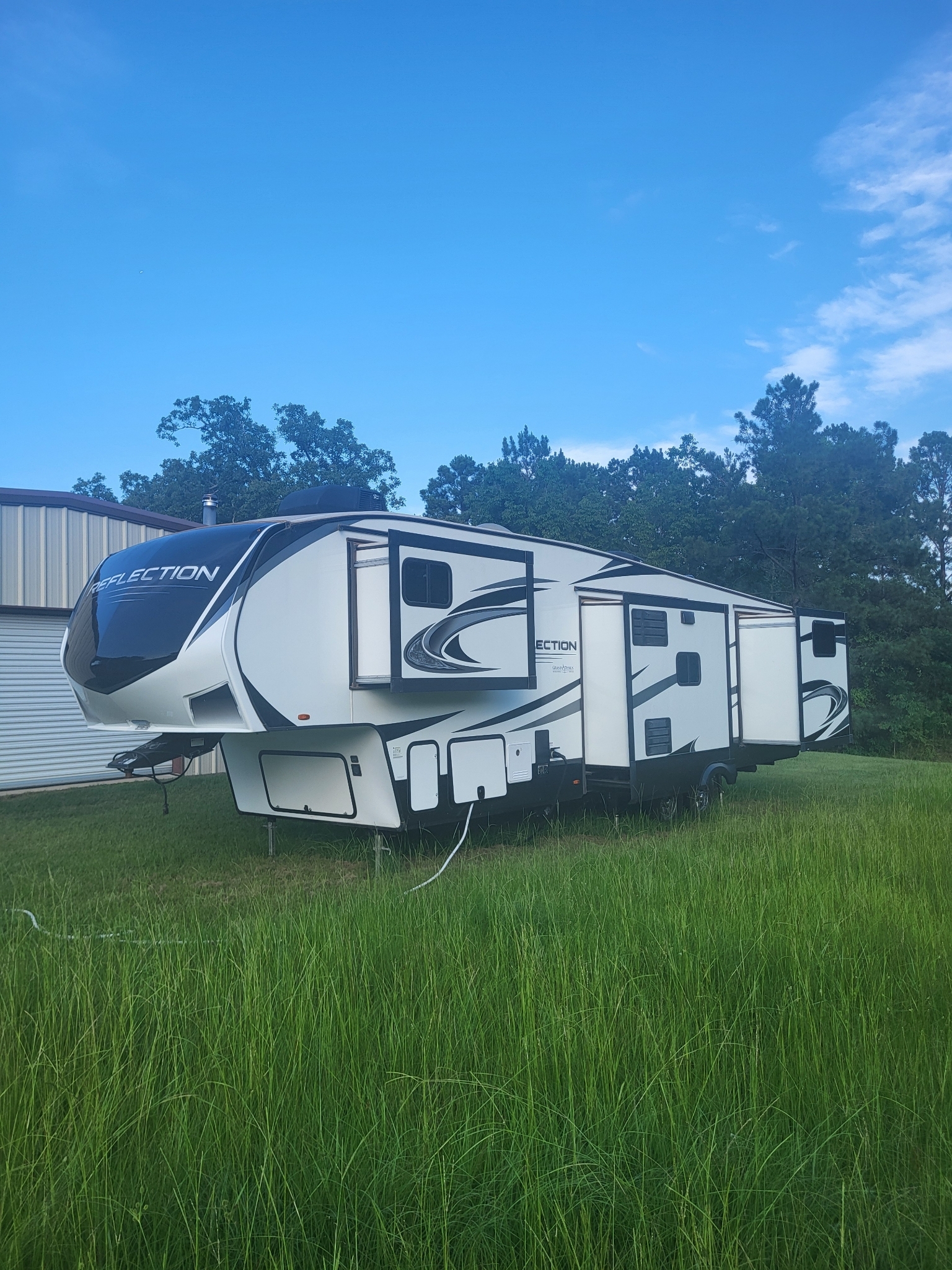 2021 Grand Design REFLECTION 311BHS RV