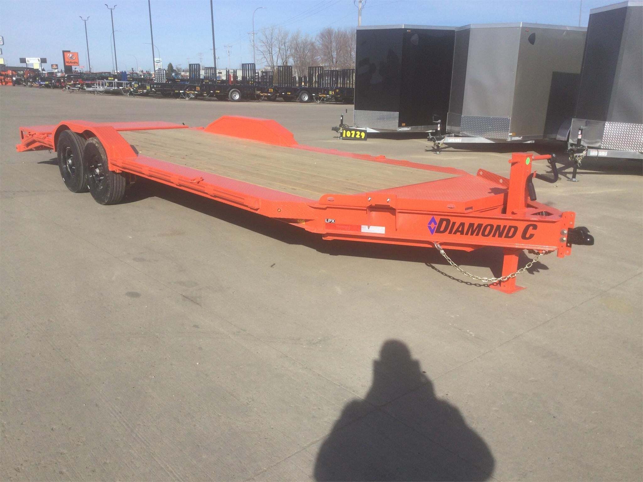 2024 DIAMOND C LPX in Minot, ND