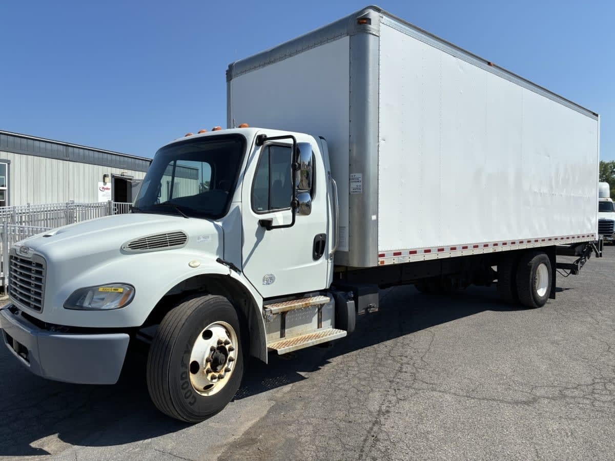 2018 FREIGHTLINER BUSINESS CLASS M2 106 in Hampton, VA
