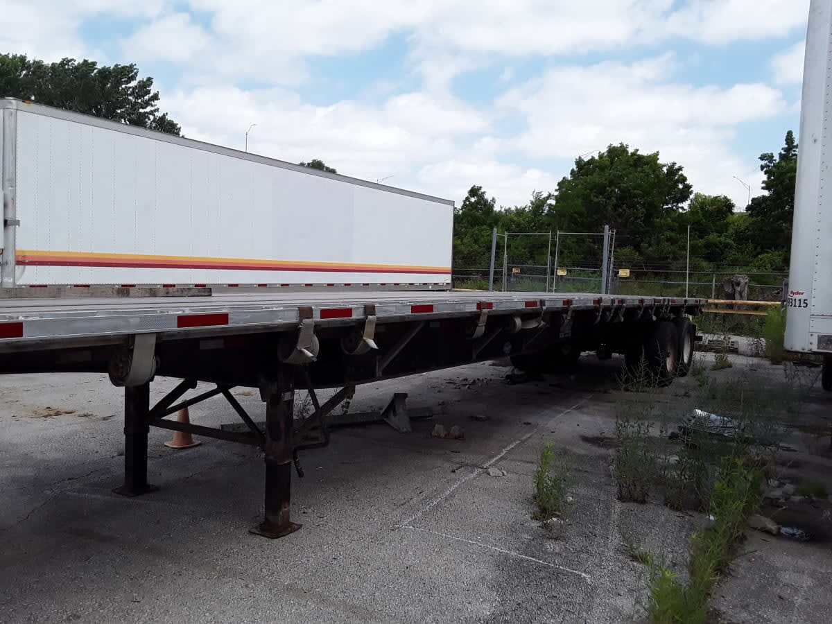 2016 UTILITY TRAILERS FS2CHA 48/102 in Kansas City, MO