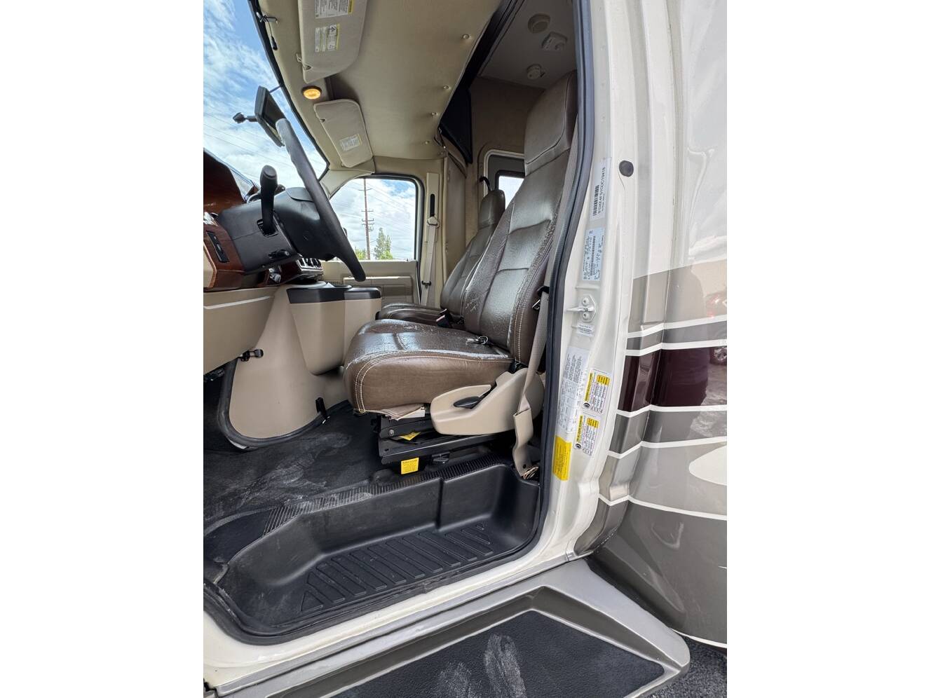 A photo of this 2017 Forest River SUNSEEKER 2430S GTS
