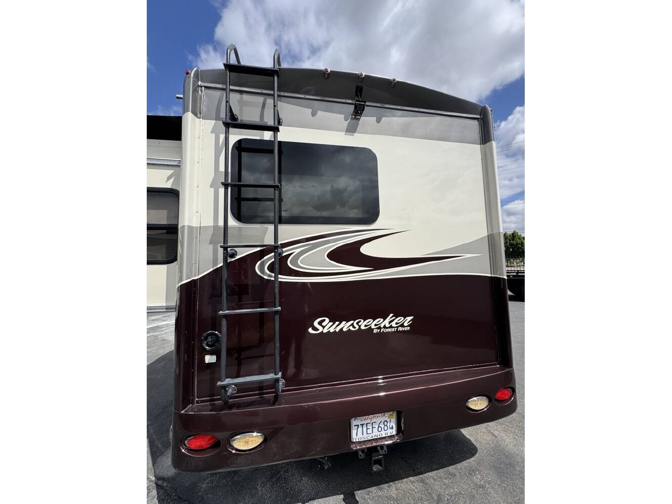 A photo of this 2017 Forest River SUNSEEKER 2430S GTS