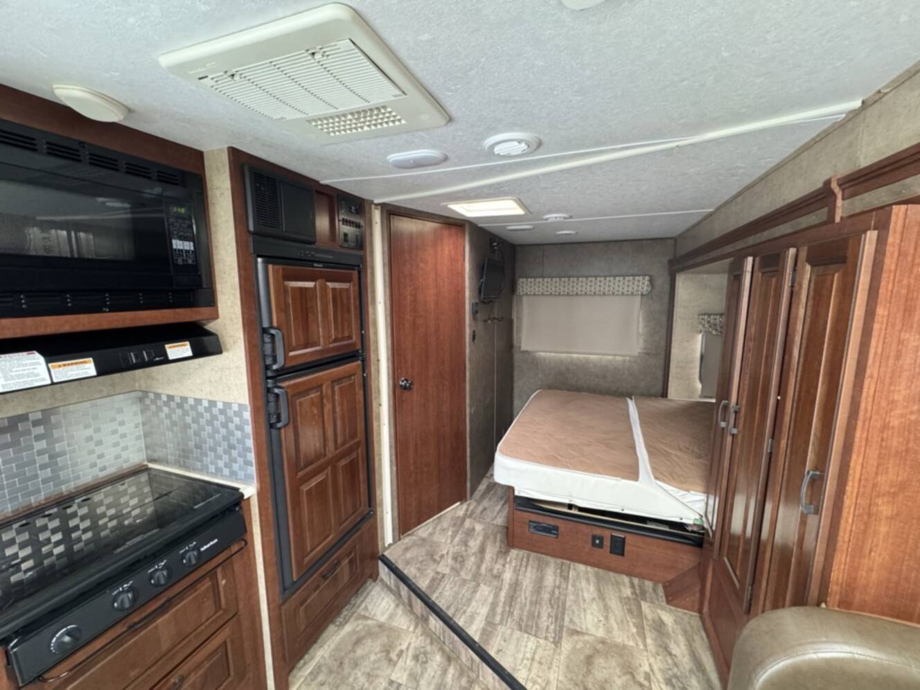 A photo of this 2017 Forest River SUNSEEKER 2430S GTS