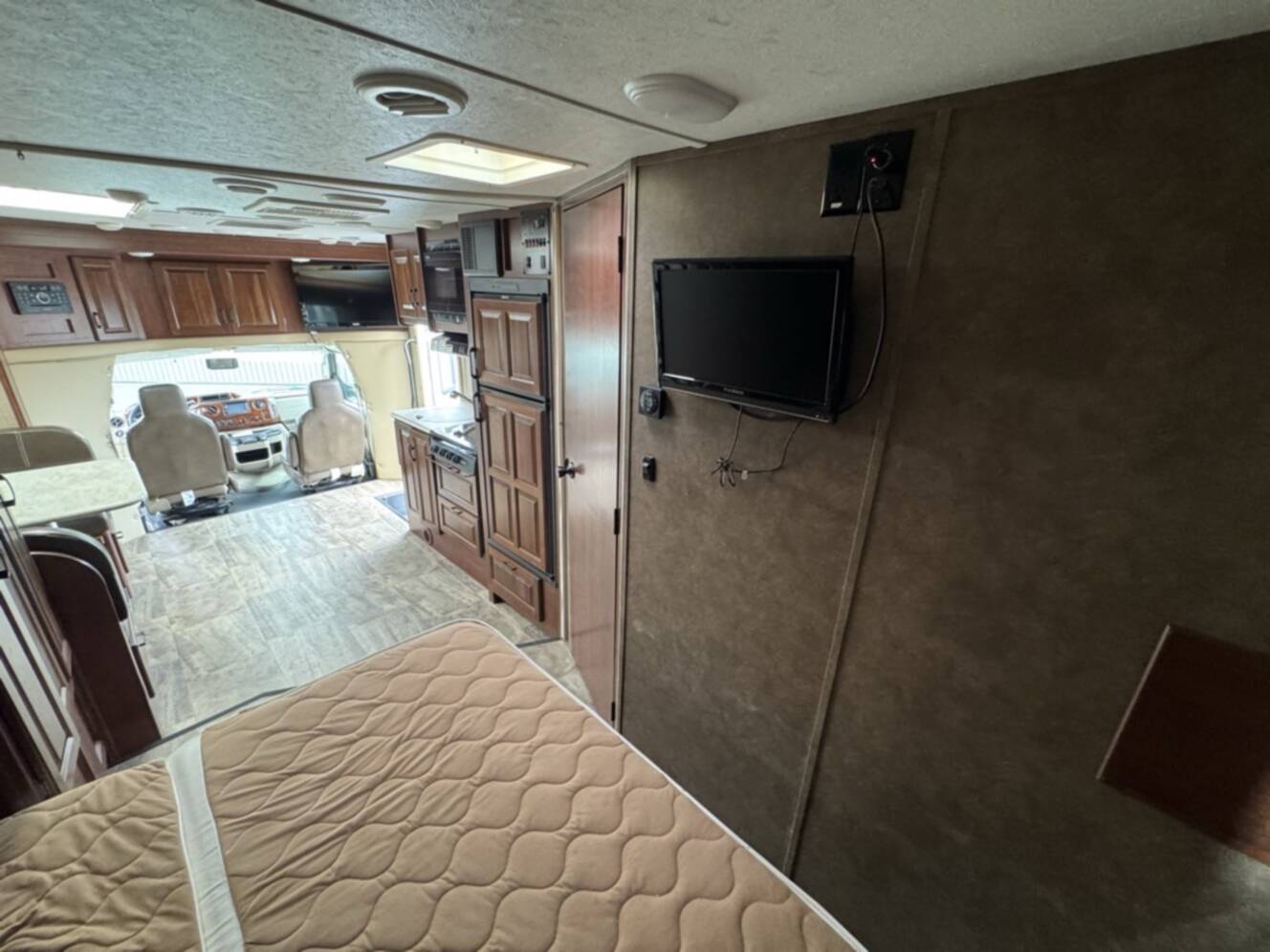 A photo of this 2017 Forest River SUNSEEKER 2430S GTS