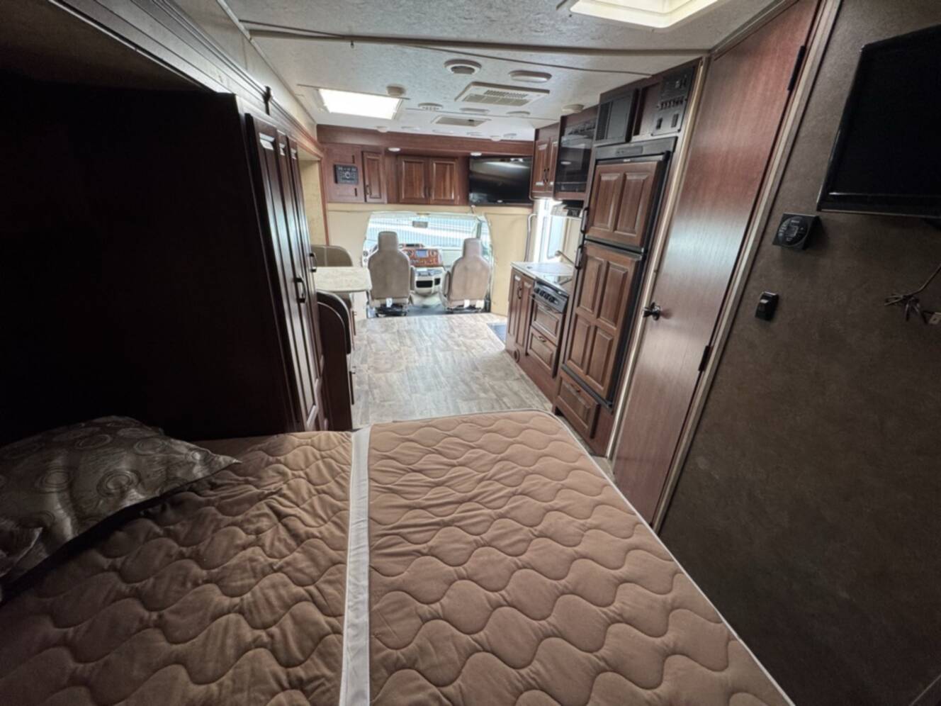 A photo of this 2017 Forest River SUNSEEKER 2430S GTS