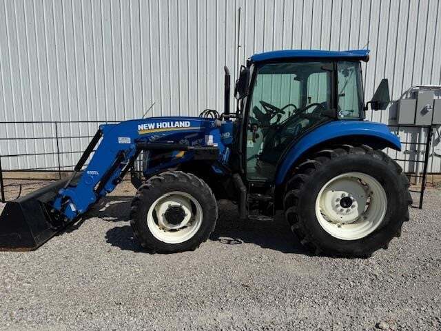 2016 NEW HOLLAND T4.75 in Okmulgee, OK