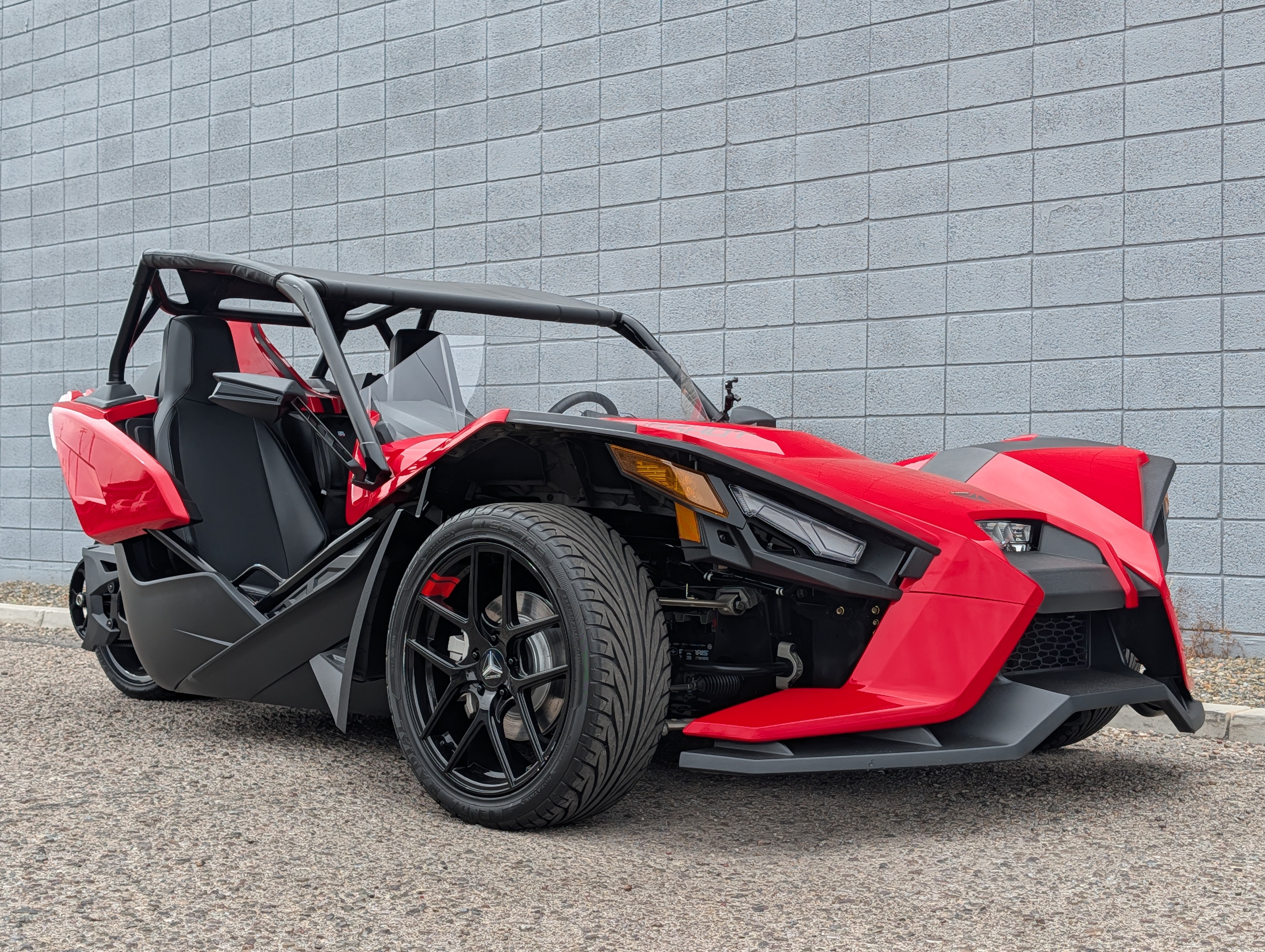 2022 Slingshot Slingshot S with Technology Package I - Slingshot Red ( S in Tucson, AZ