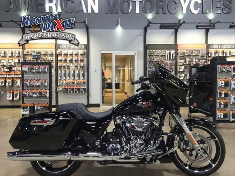 2026 Harley-Davidson Street Glide® in Pelham, AL