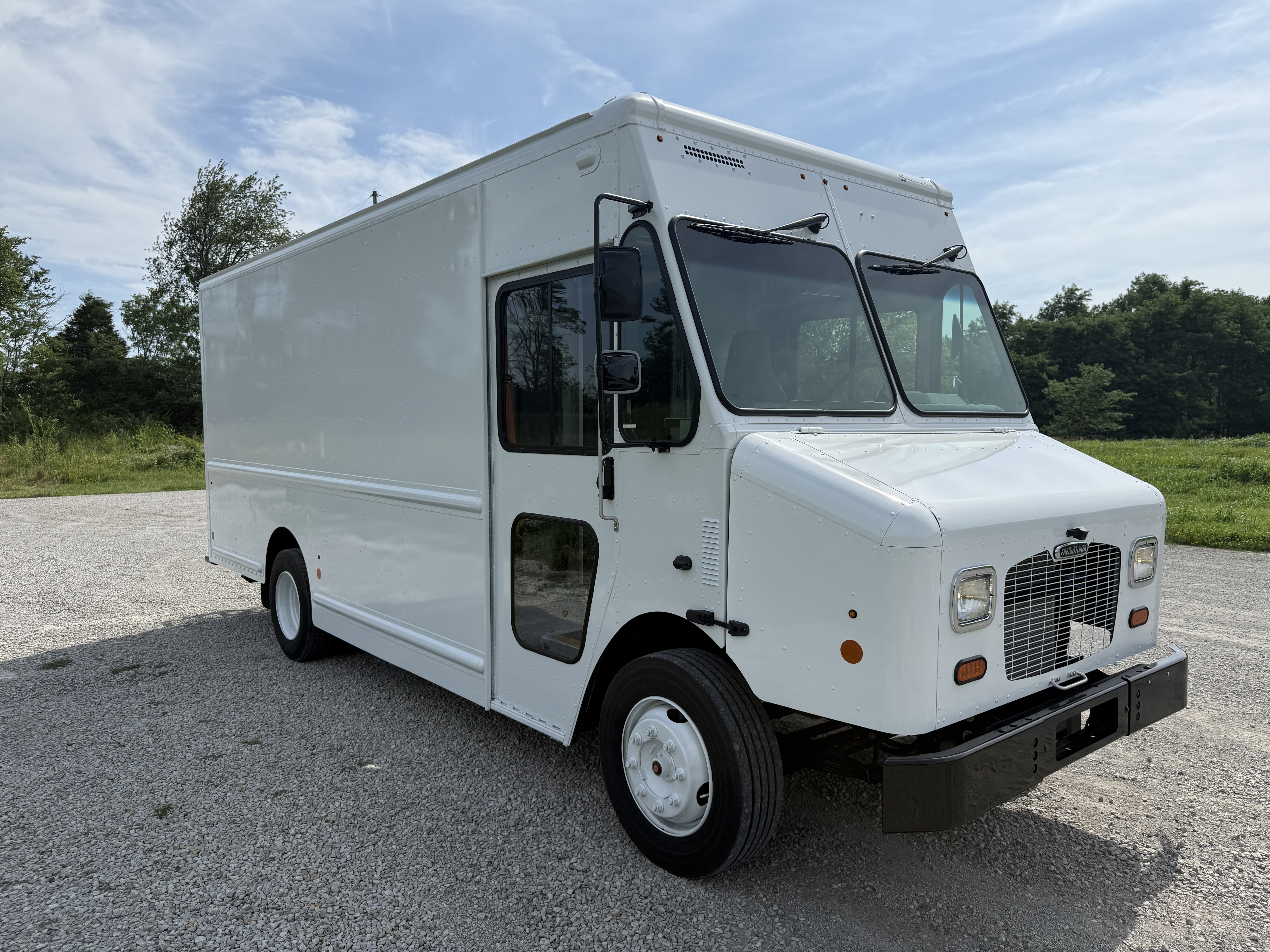 2021 FREIGHTLINER MT45 in Holt, MO
