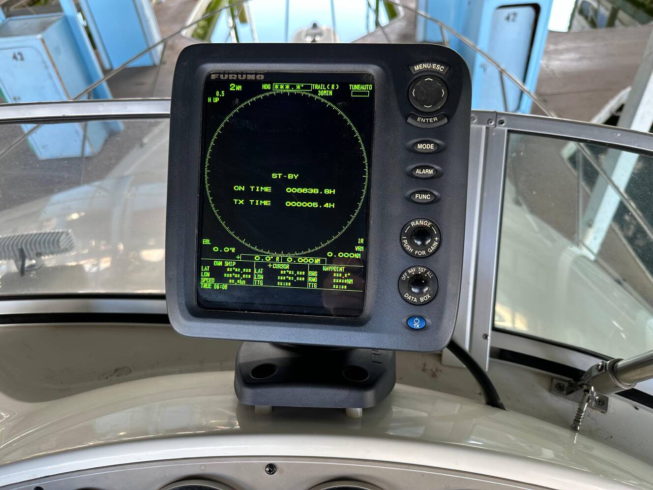 A photo of this 2005 Bayliner 288 Cb