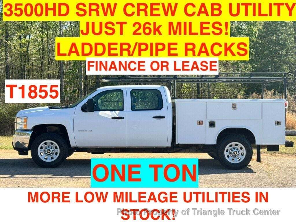 2014 CHEVROLET 3500HD JUST 26k MILES! CREW CAB UTILITY SRW! in Franklinton, NC