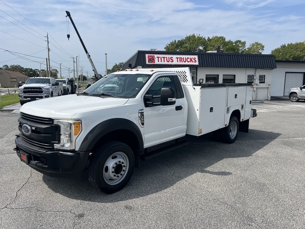 2017 FORD F550 XL in Titusville, FL