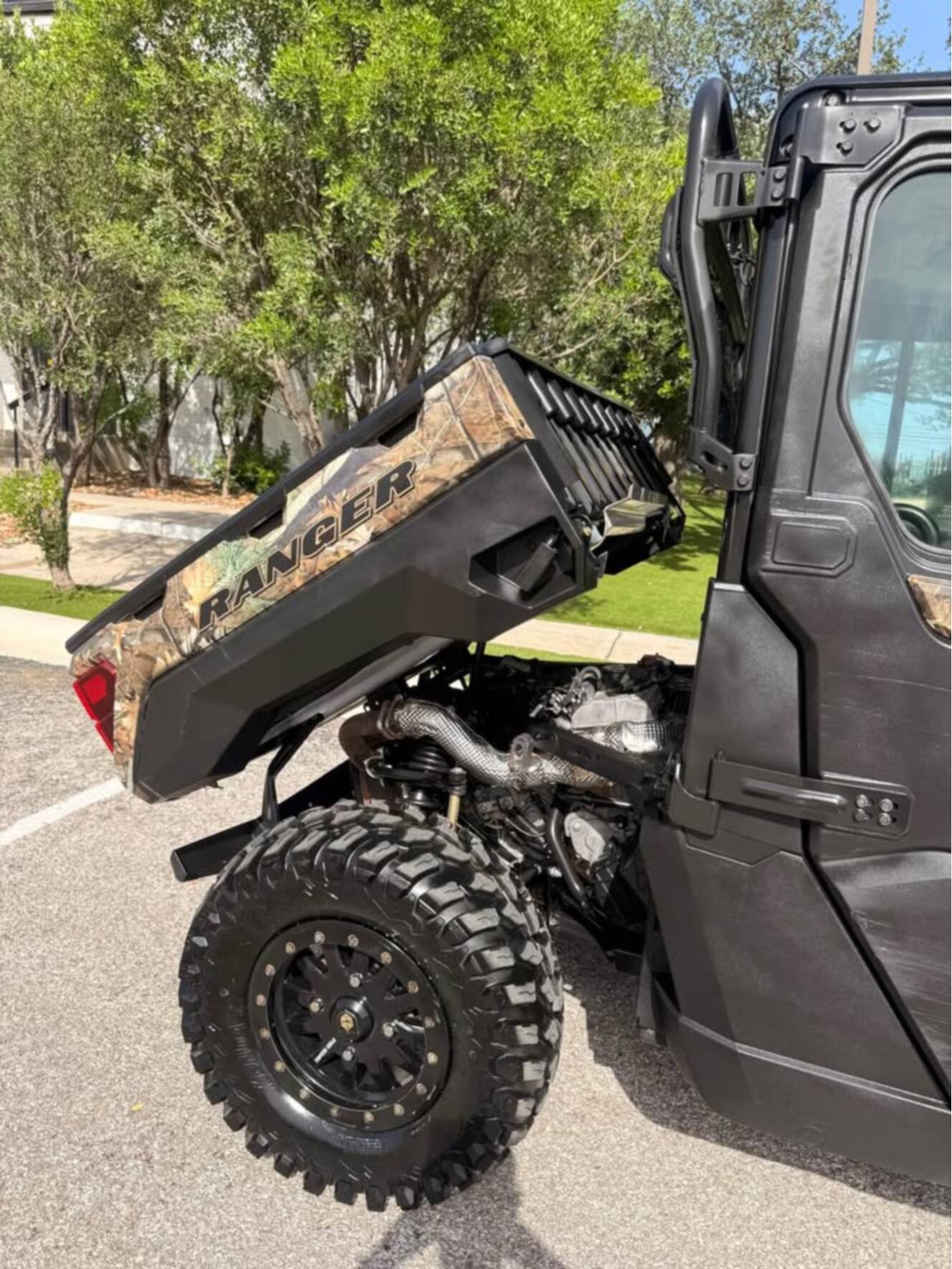 A photo of this 2021 Polaris RANGER CREW XP 1000 EPS NORTHSTAR HVAC EDITION