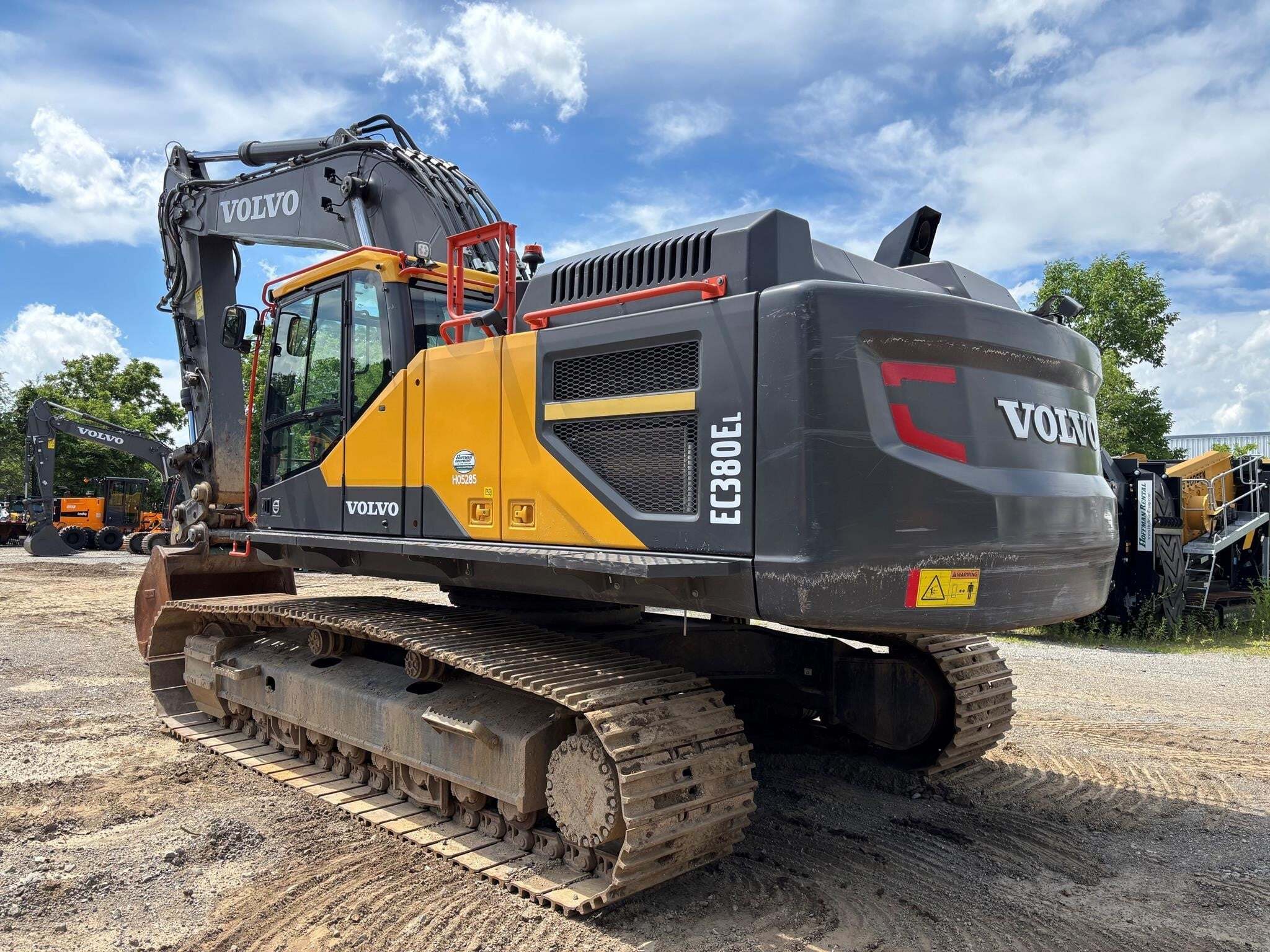 2022 VOLVO EC380EL in Exton, PA