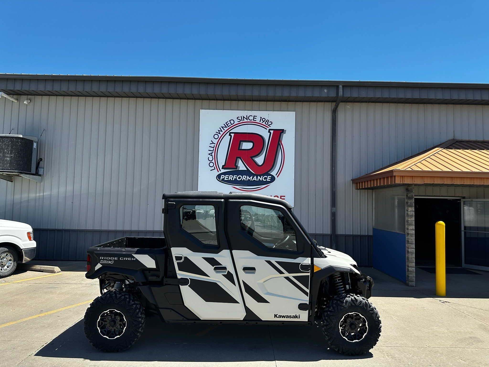 2026 Kawasaki RIDGE® CREW HVAC UTV/Utility ATV