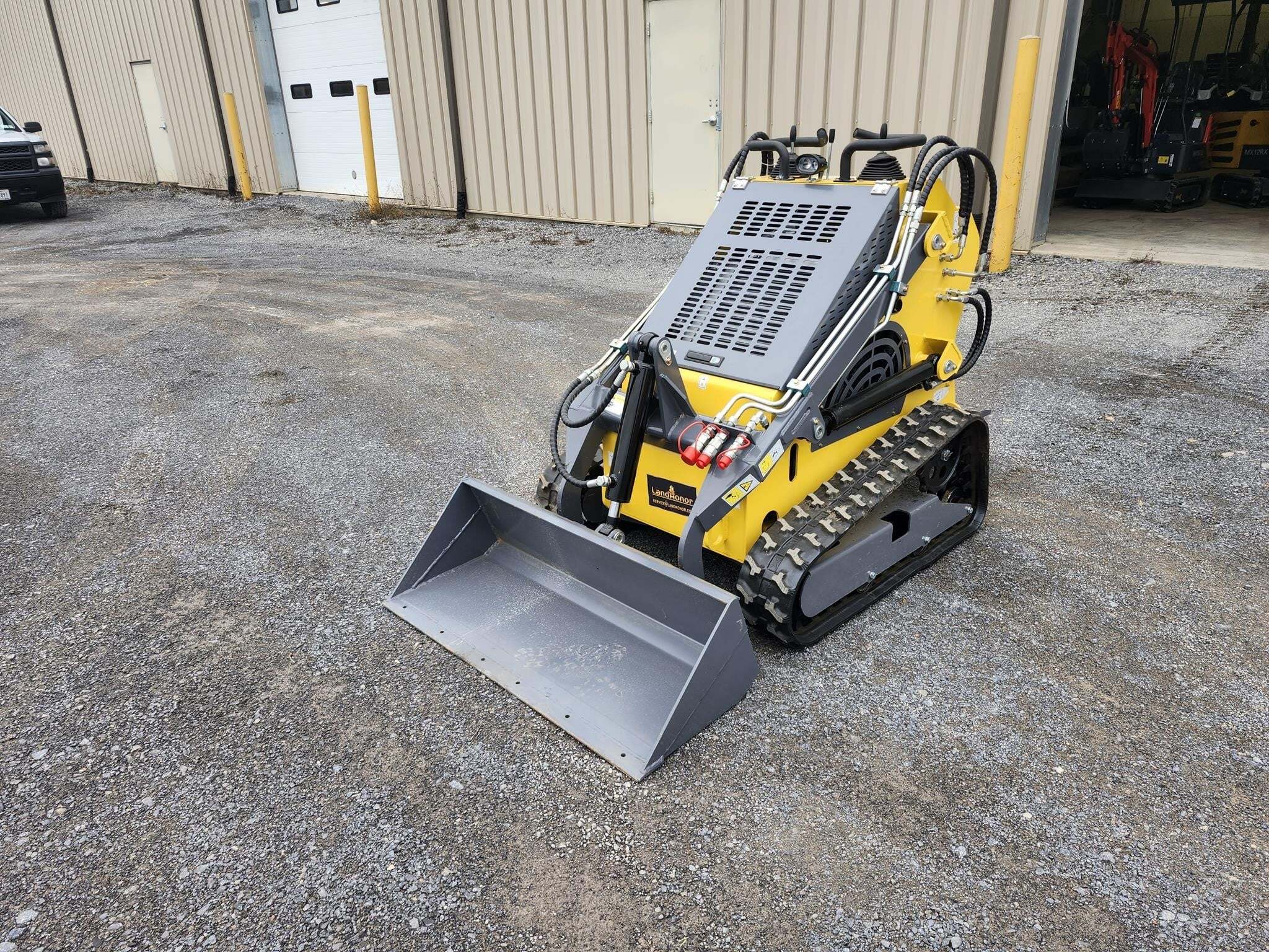 LANDHONOR LHR-T460K1 in Weedsport, NY