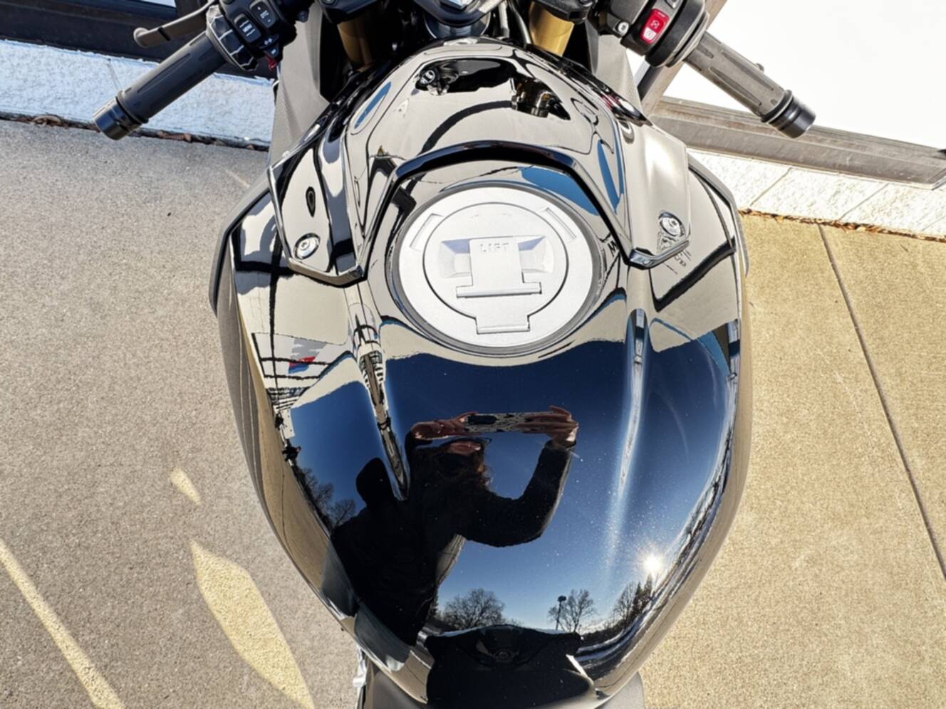 A photo of this 2026 BMW S 1000 RR