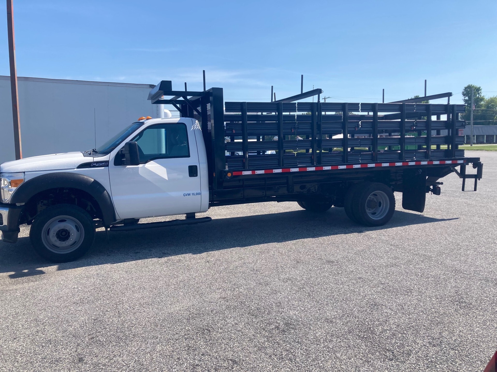 2011 FORD F450 in Pilesgrove, NJ